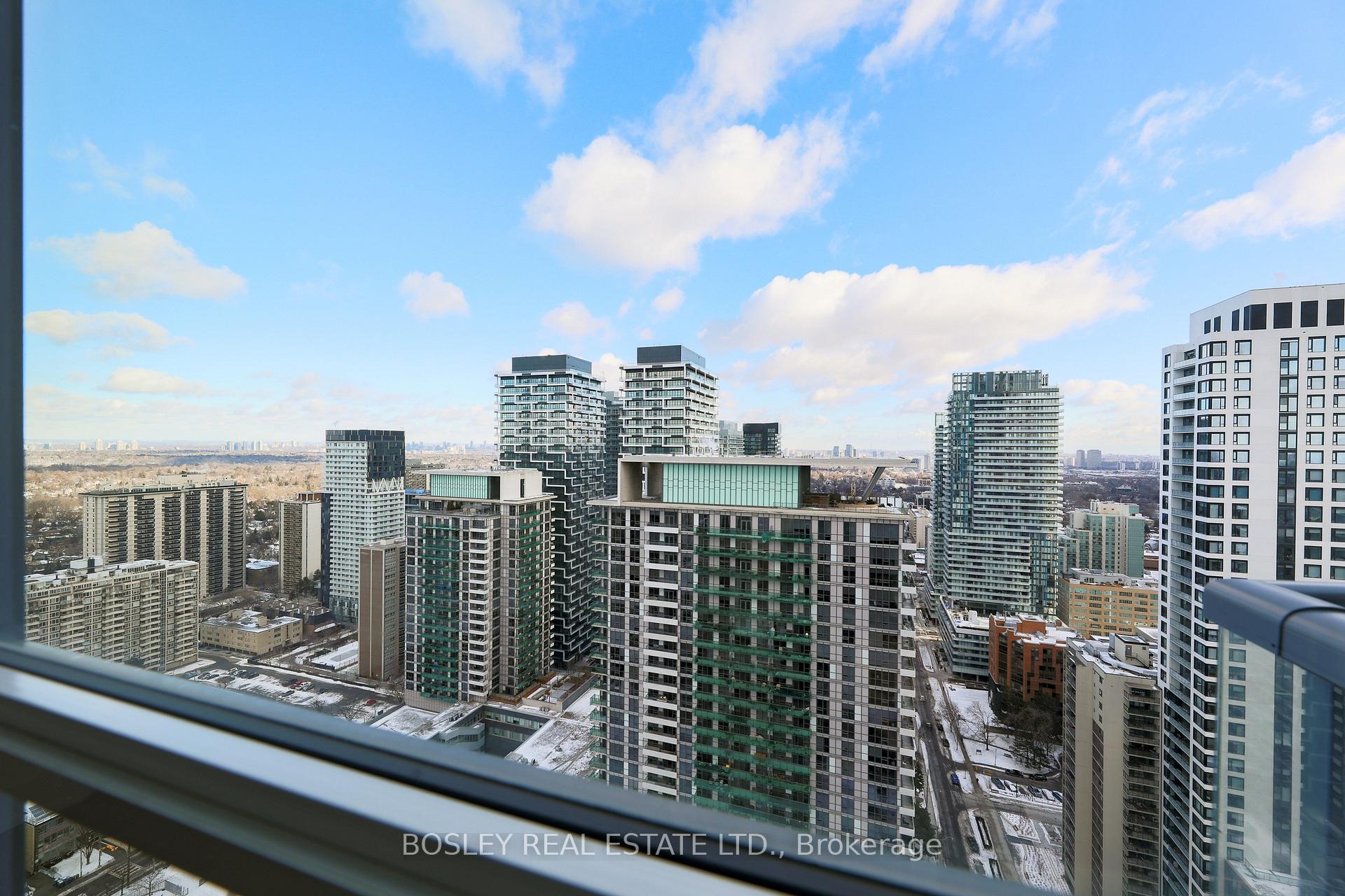 Photo 11 of Unit 3308, 30 Roehampton Avenue, Toronto, Mount Pleasant West — HOMEH