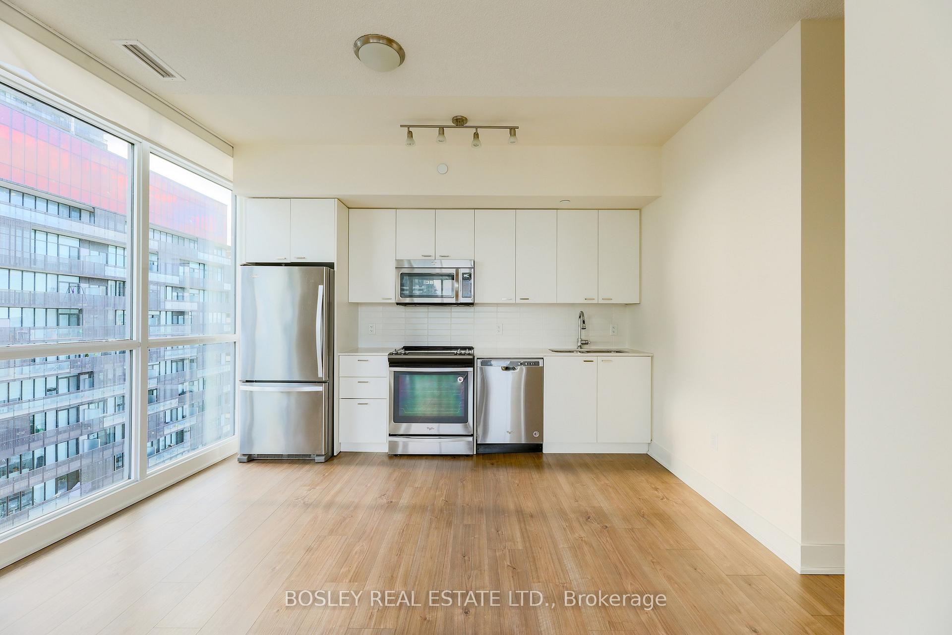 Photo 17 of Unit 3308, 30 Roehampton Avenue, Toronto, Mount Pleasant West — HOMEH