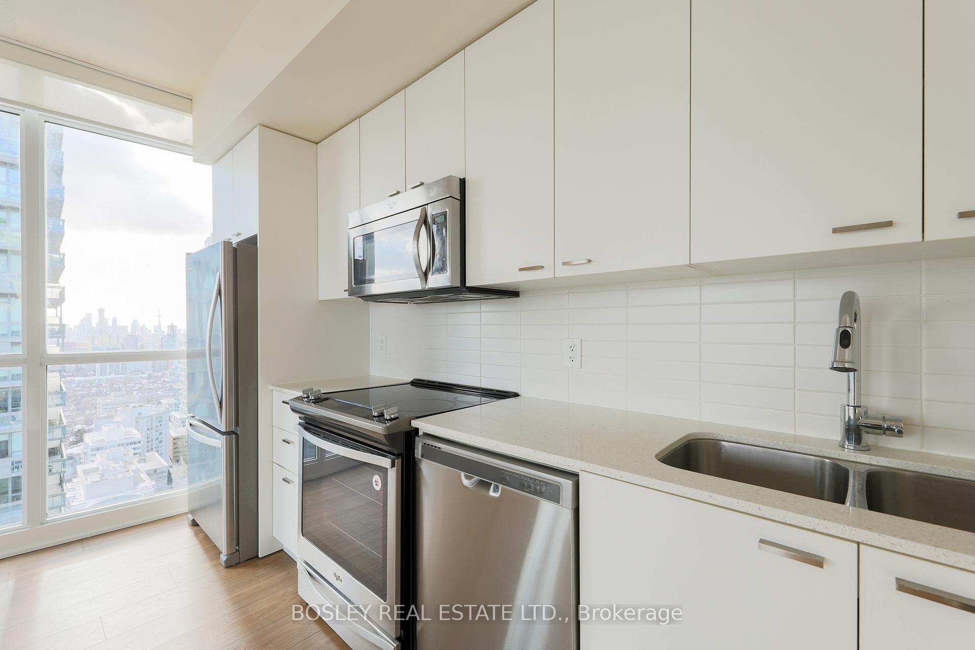 Photo 19 of Unit 3308, 30 Roehampton Avenue, Toronto, Mount Pleasant West — HOMEH