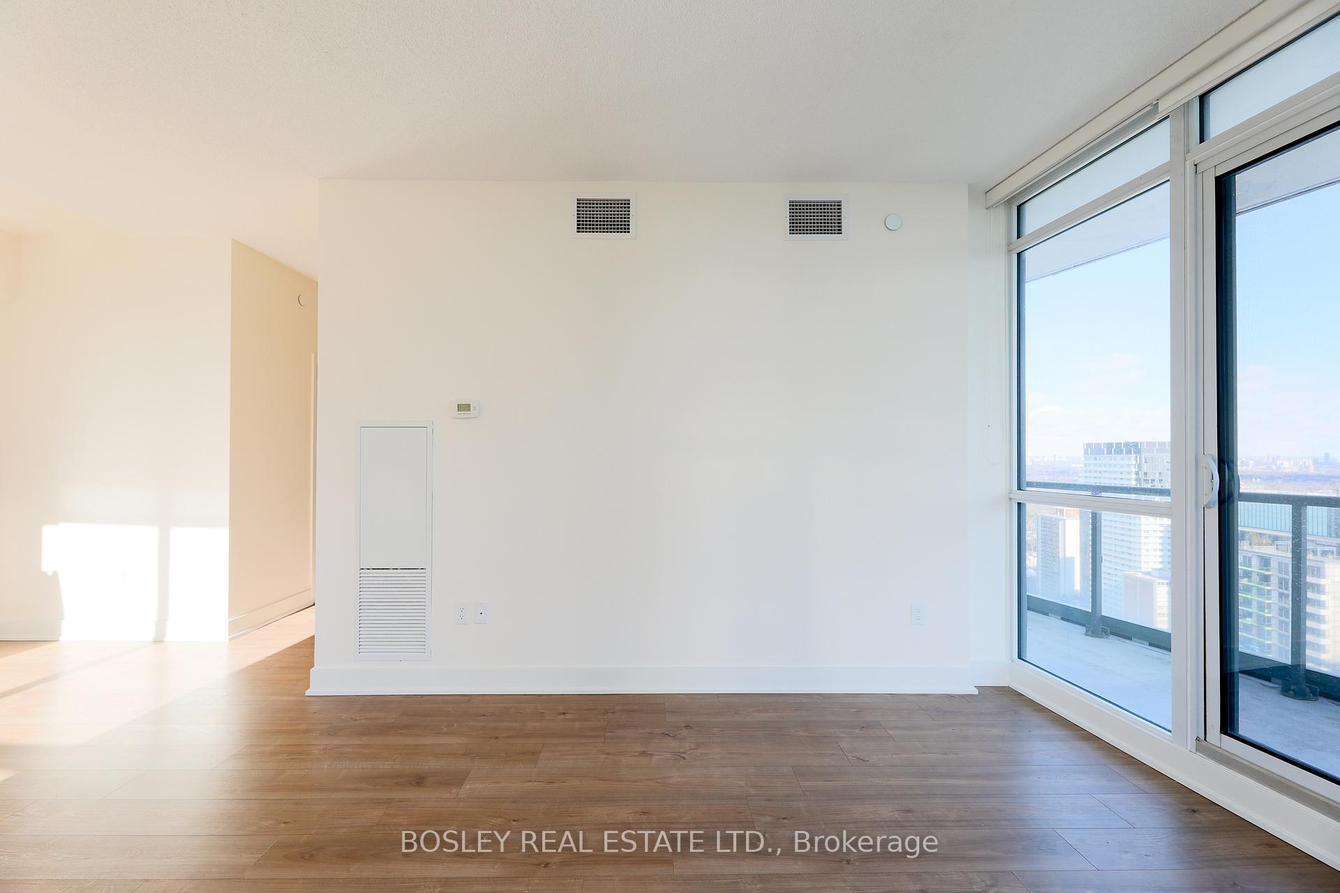 Photo 23 of Unit 3308, 30 Roehampton Avenue, Toronto, Mount Pleasant West — HOMEH