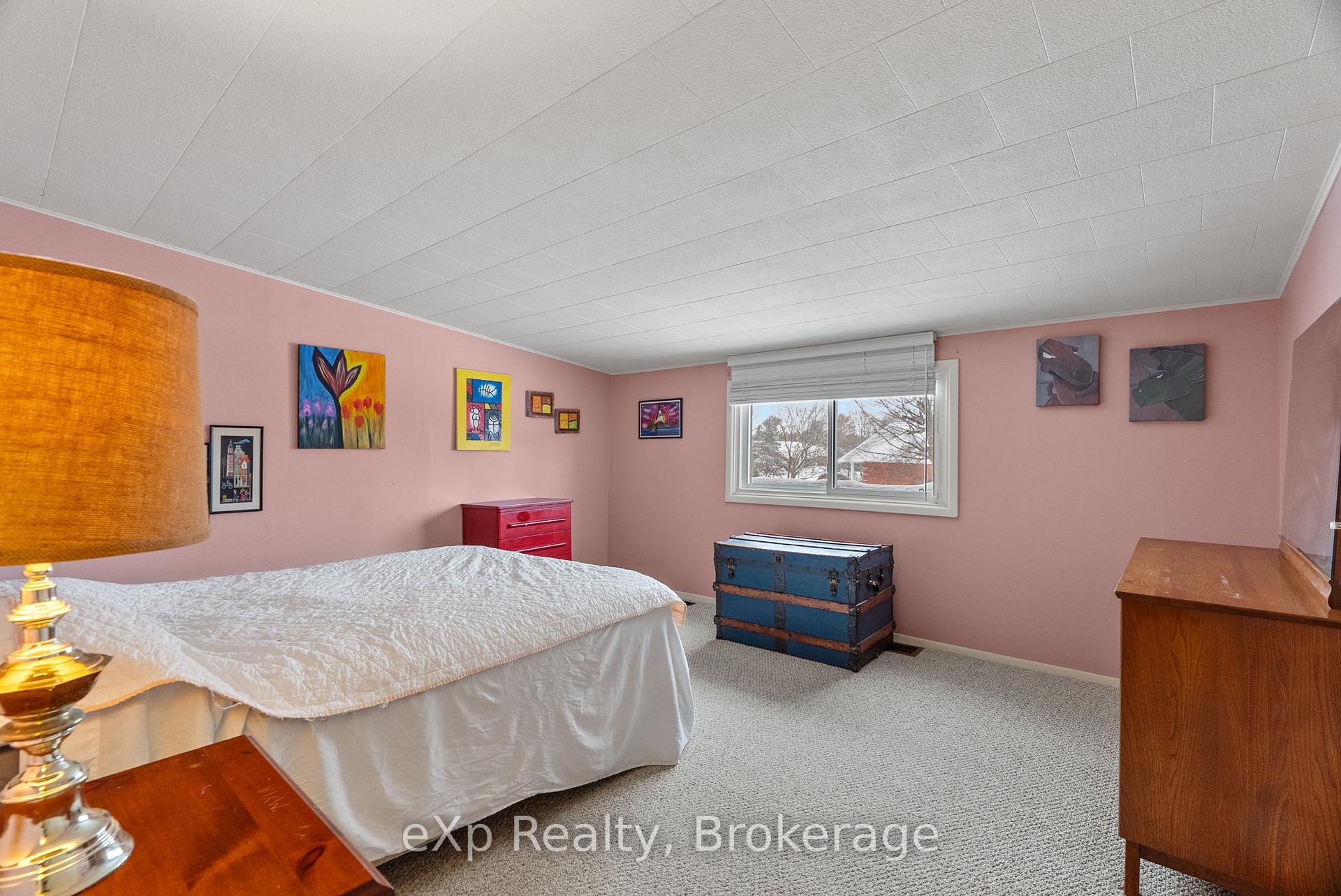 Photo 30 of 324 Huron Road, Perth South, Sebringville — HOMEH