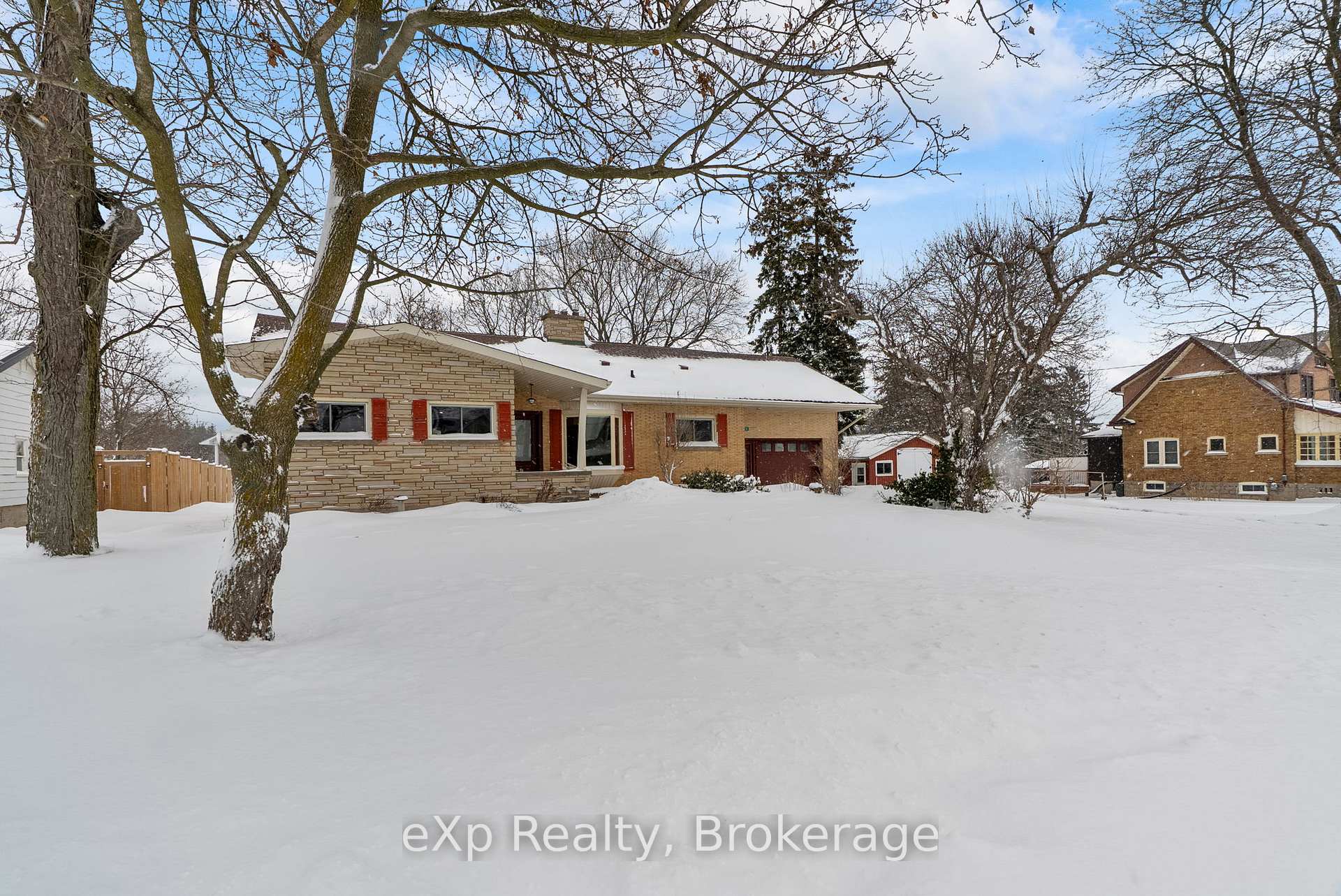 Photo 45 of 324 Huron Road, Perth South, Sebringville — HOMEH