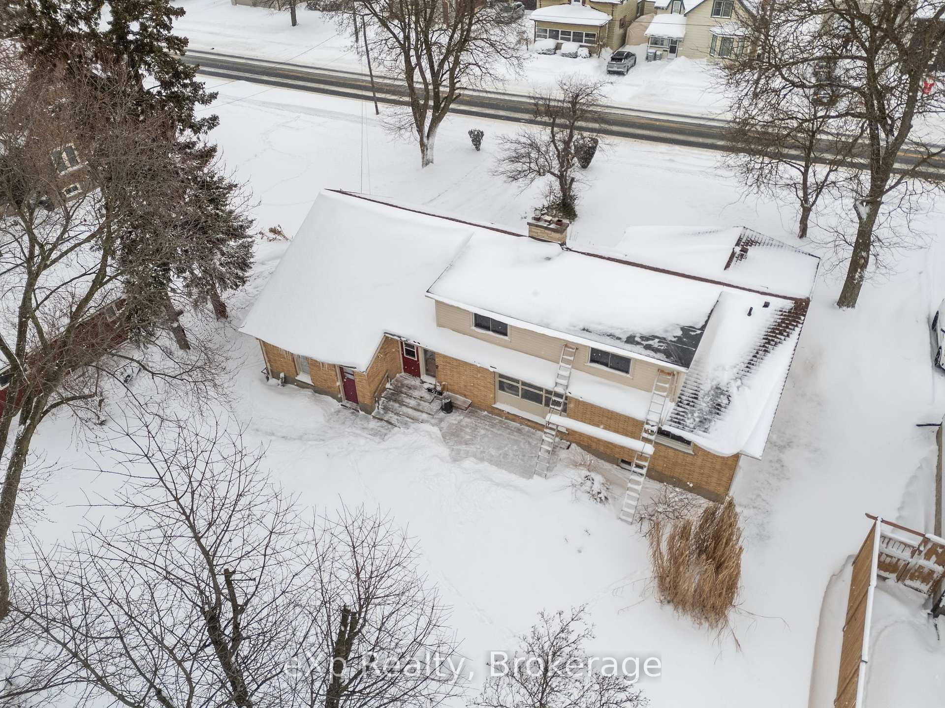 Photo 49 of 324 Huron Road, Perth South, Sebringville — HOMEH