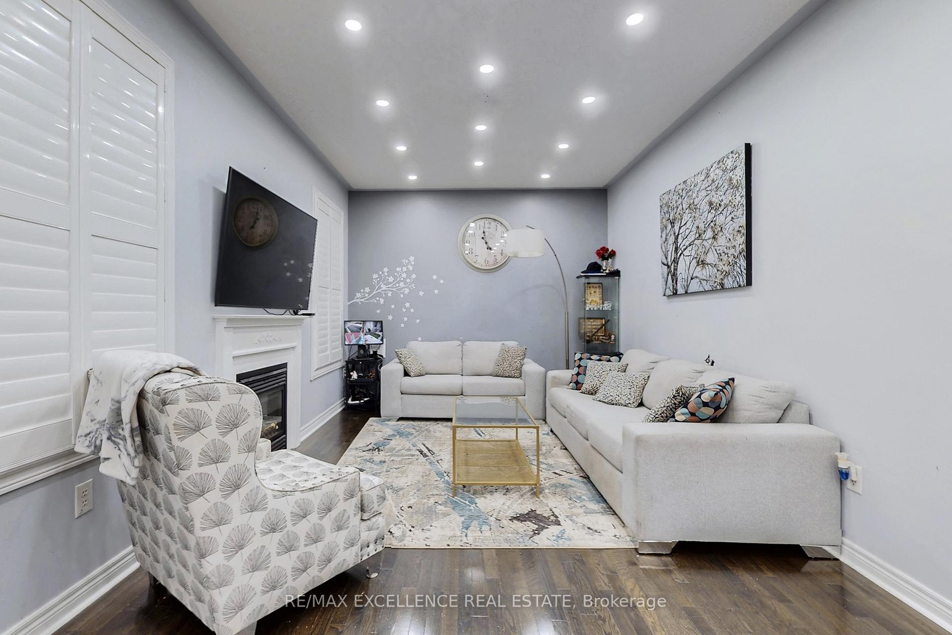 Photo 7 of 2 Ryecroft Crescent, Brampton, Sandringham-Wellington — HOMEH