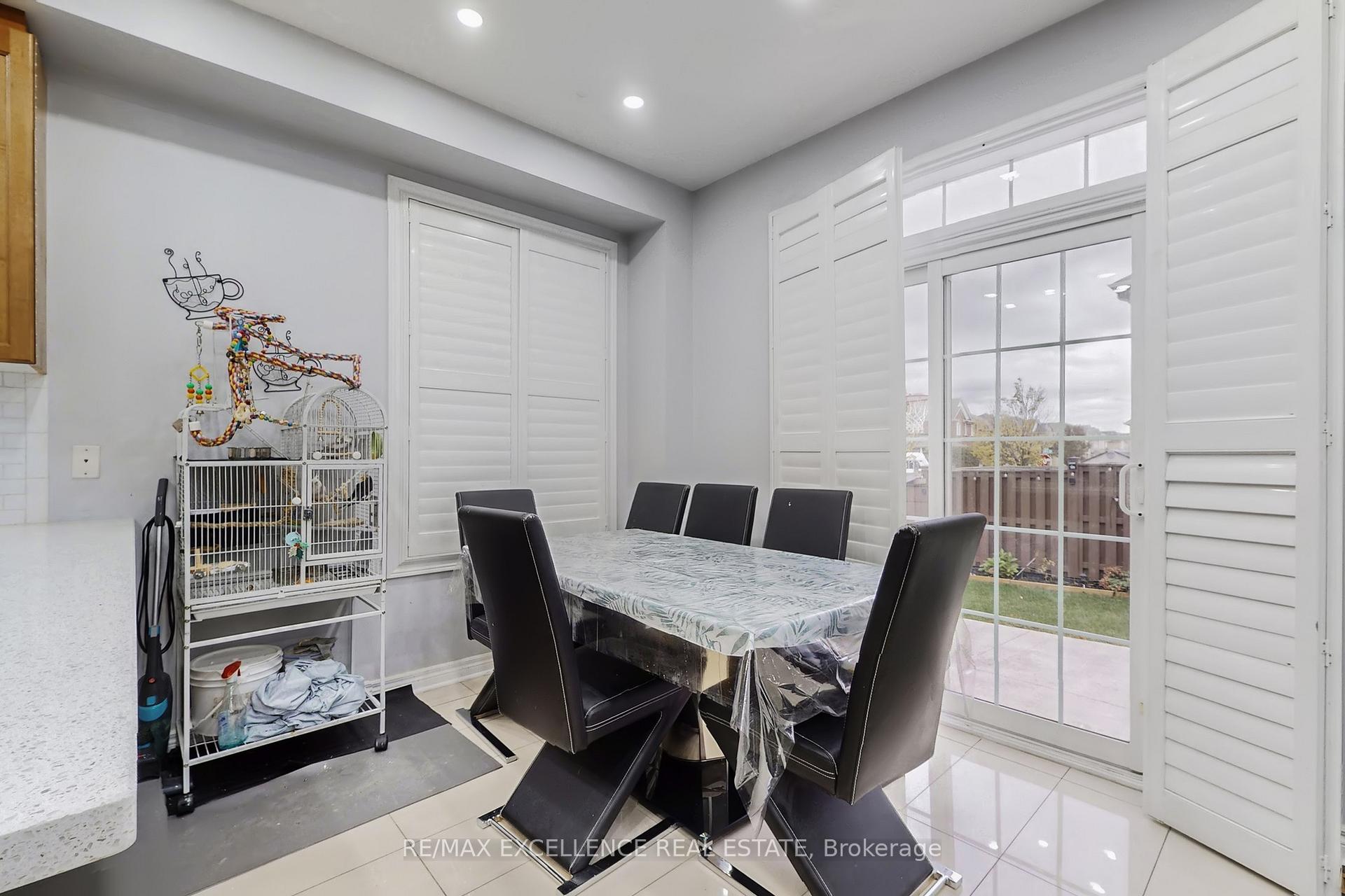 Photo 15 of 2 Ryecroft Crescent, Brampton, Sandringham-Wellington — HOMEH