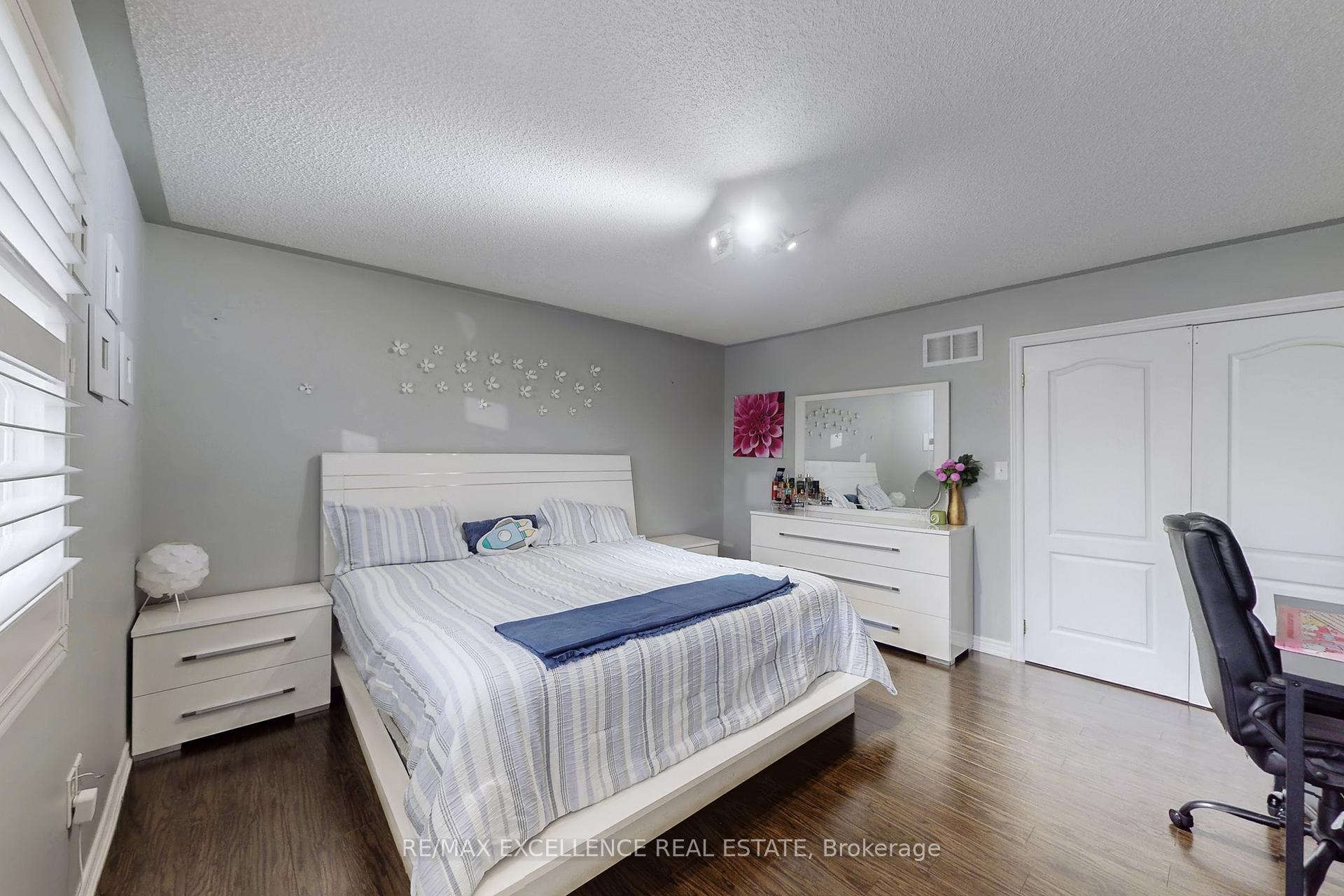 Photo 23 of 2 Ryecroft Crescent, Brampton, Sandringham-Wellington — HOMEH
