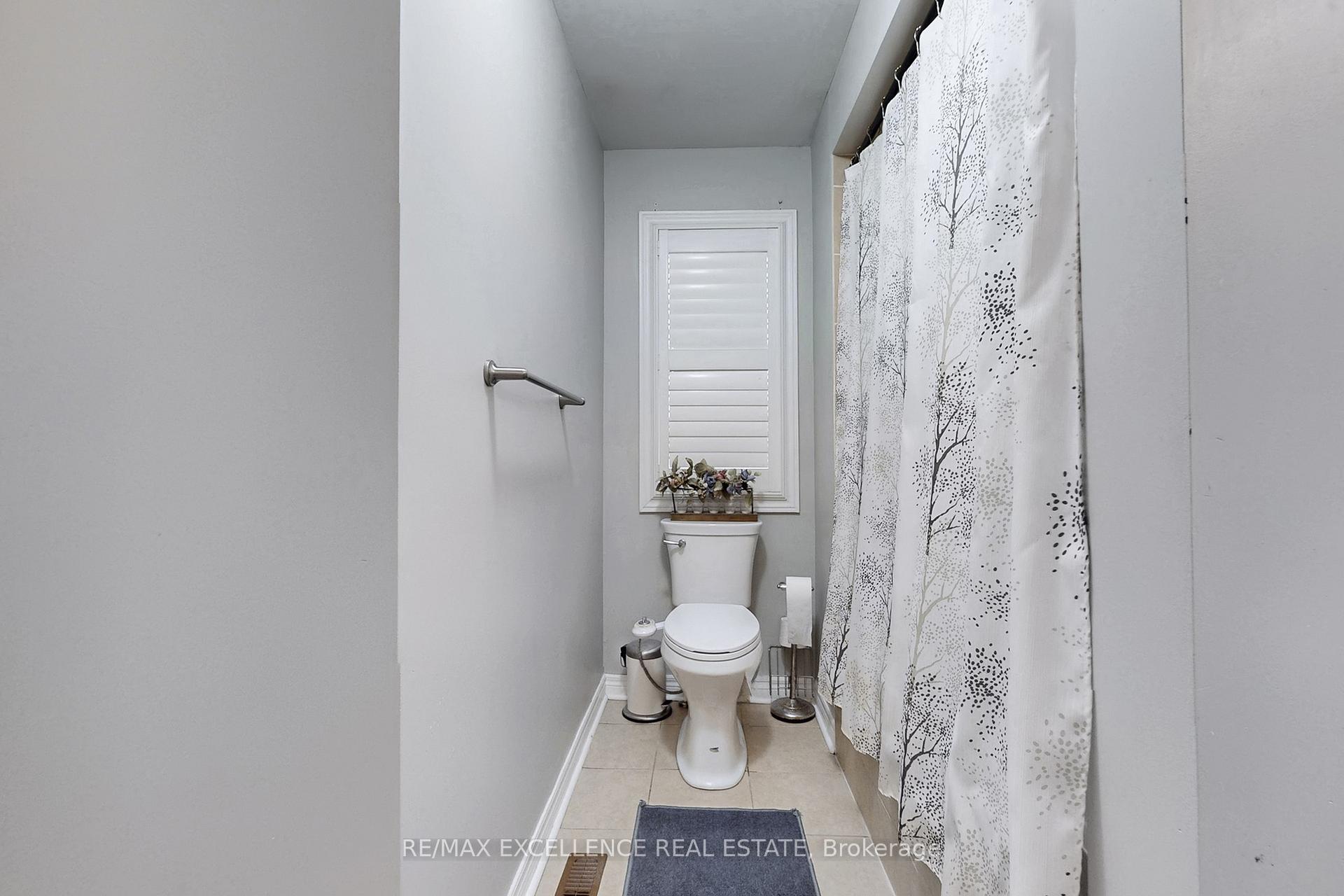 Photo 37 of 2 Ryecroft Crescent, Brampton, Sandringham-Wellington — HOMEH