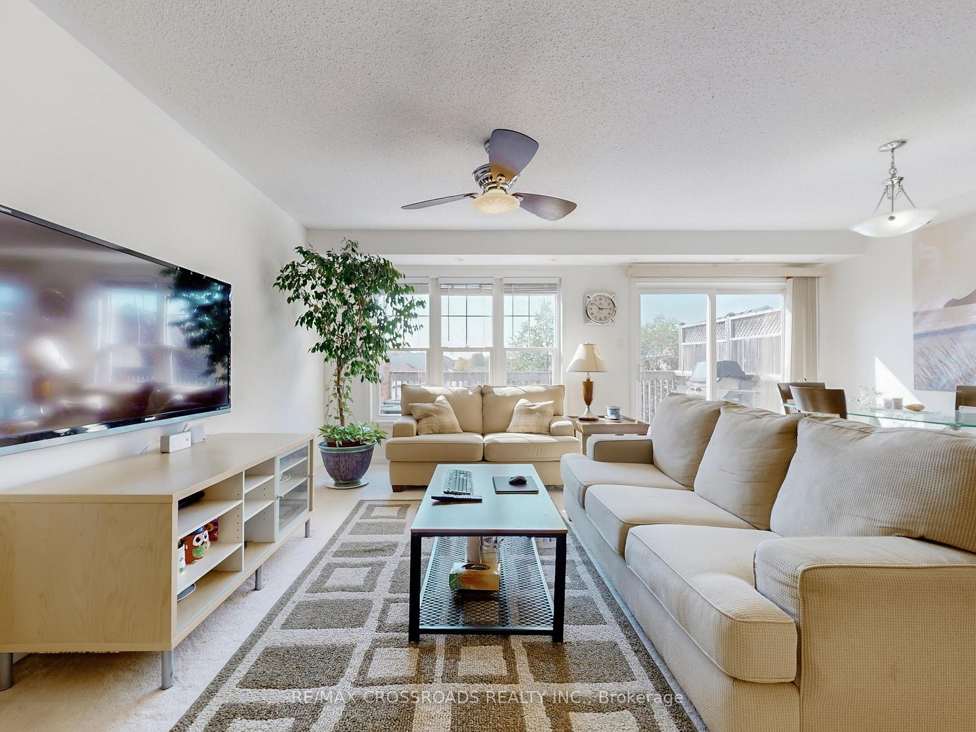 Photo 3 of 2723 Bur Oak Avenue, Markham, Cornell — HOMEH