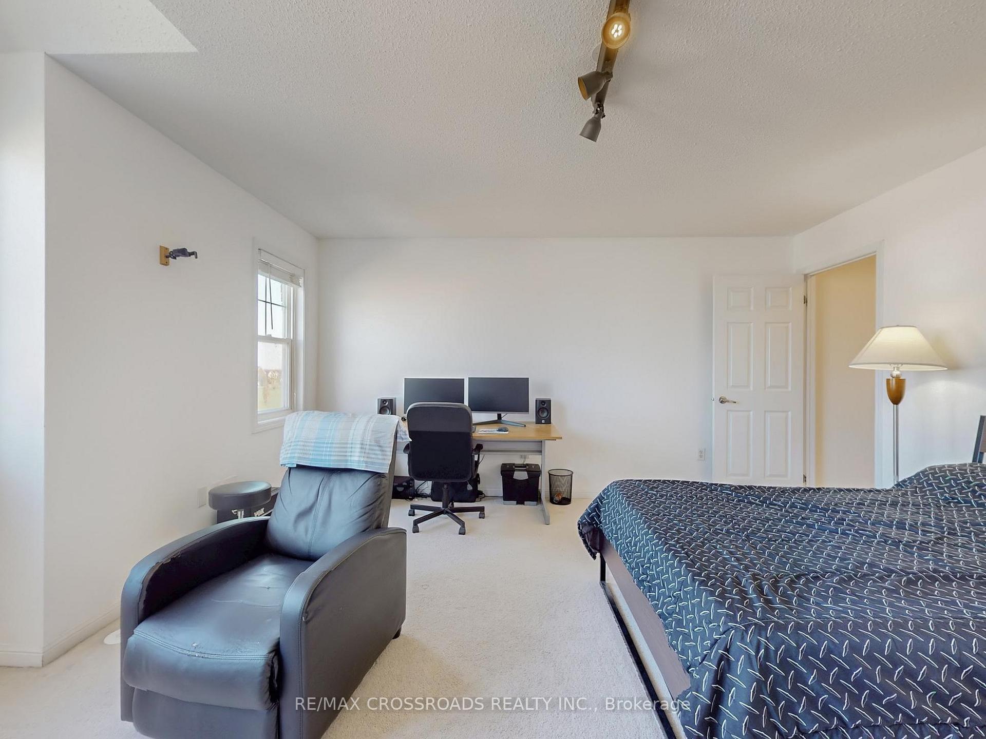 Photo 23 of 2723 Bur Oak Avenue, Markham, Cornell — HOMEH