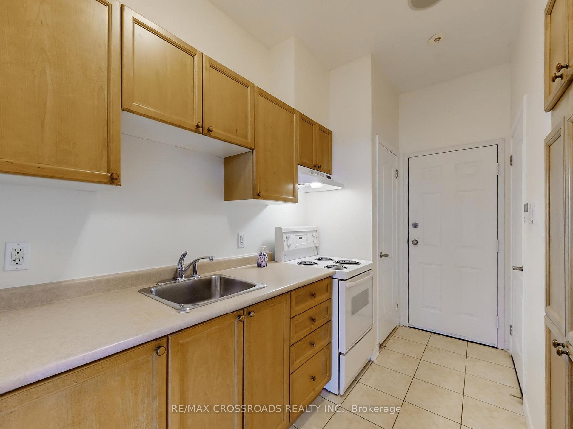 Photo 32 of 2723 Bur Oak Avenue, Markham, Cornell — HOMEH