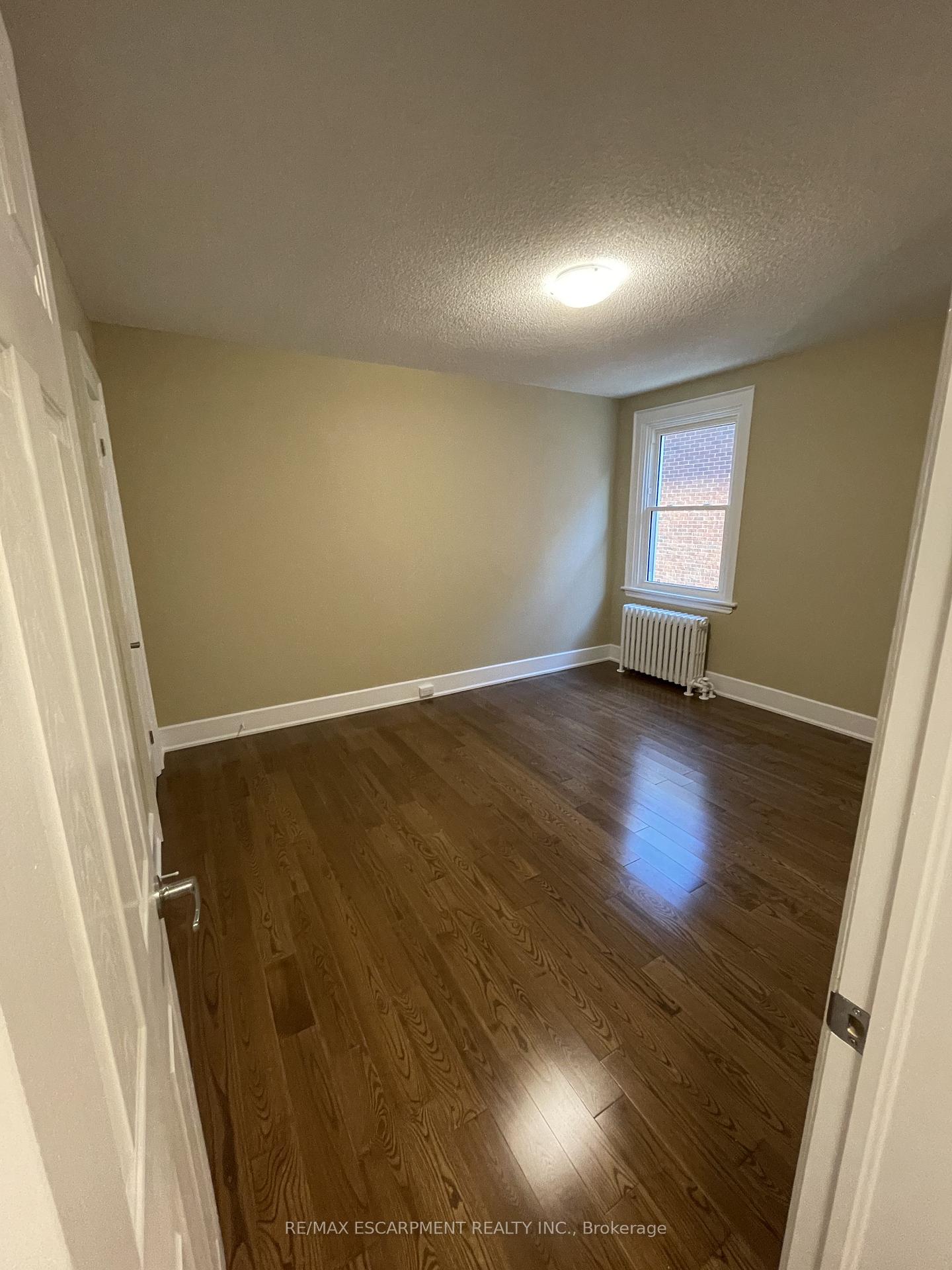 Photo 12 of Unit 10, 25 Mountwood Avenue, Hamilton, Corktown — HOMEH
