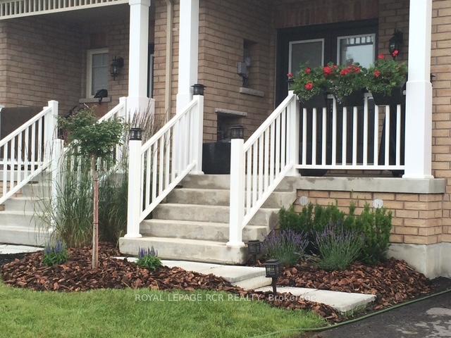 Photo 3 of 8 Mcelroy Court, Caledon, Caledon East — HOMEH