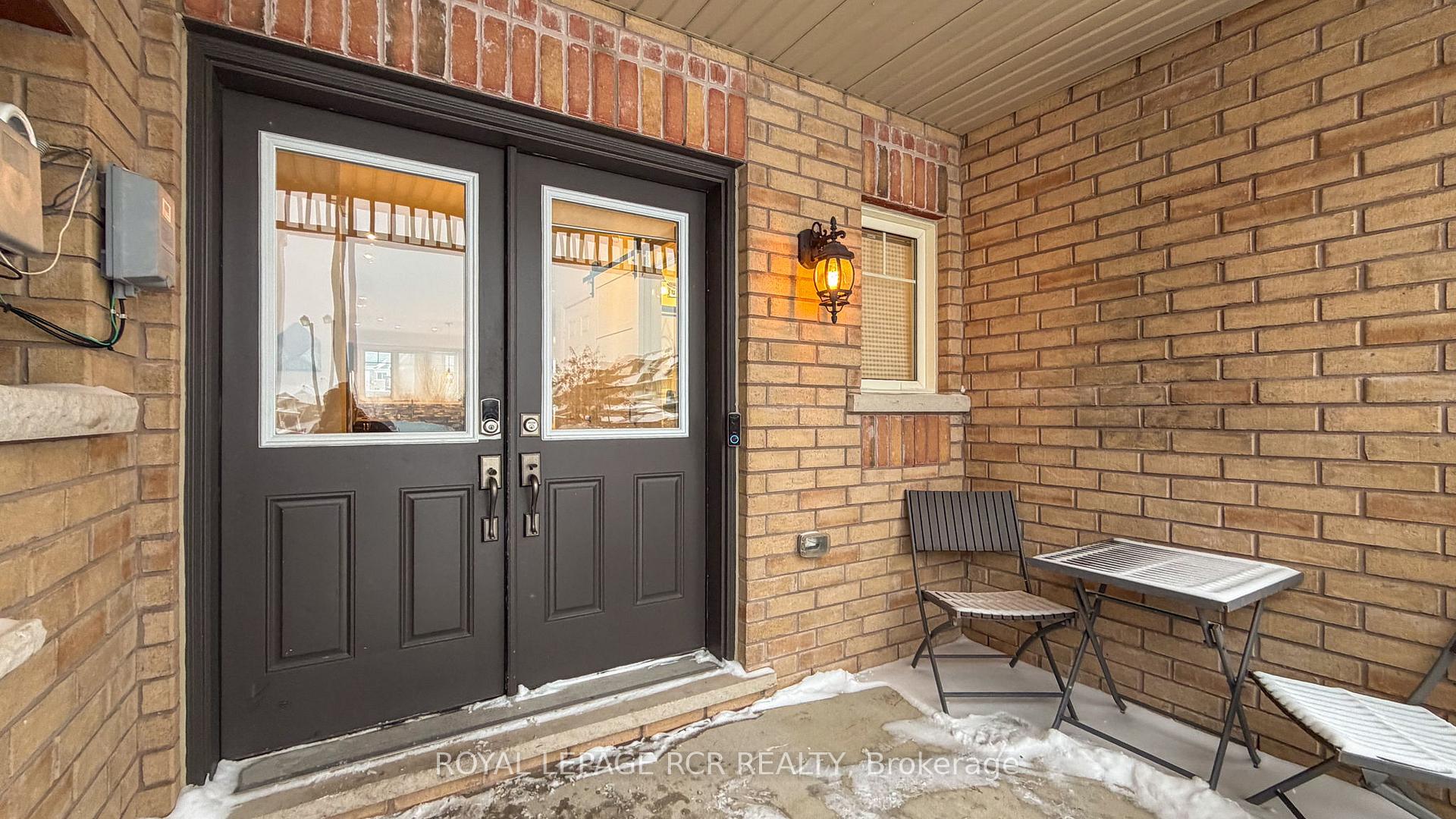 Photo 5 of 8 Mcelroy Court, Caledon, Caledon East — HOMEH