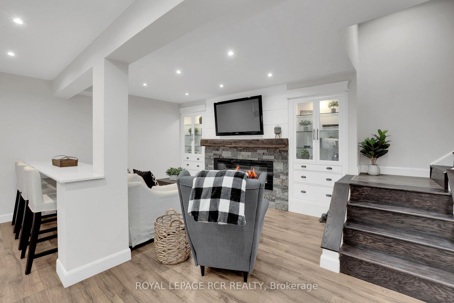 Photo 29 of 8 Mcelroy Court, Caledon, Caledon East — HOMEH