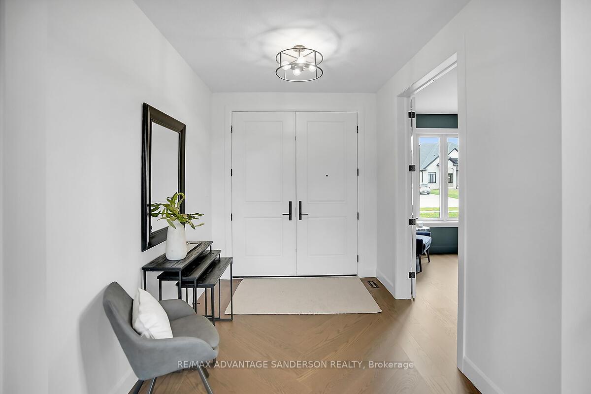 Photo 11 of 243 Songbird Lane, Middlesex Centre, Ilderton — HOMEH