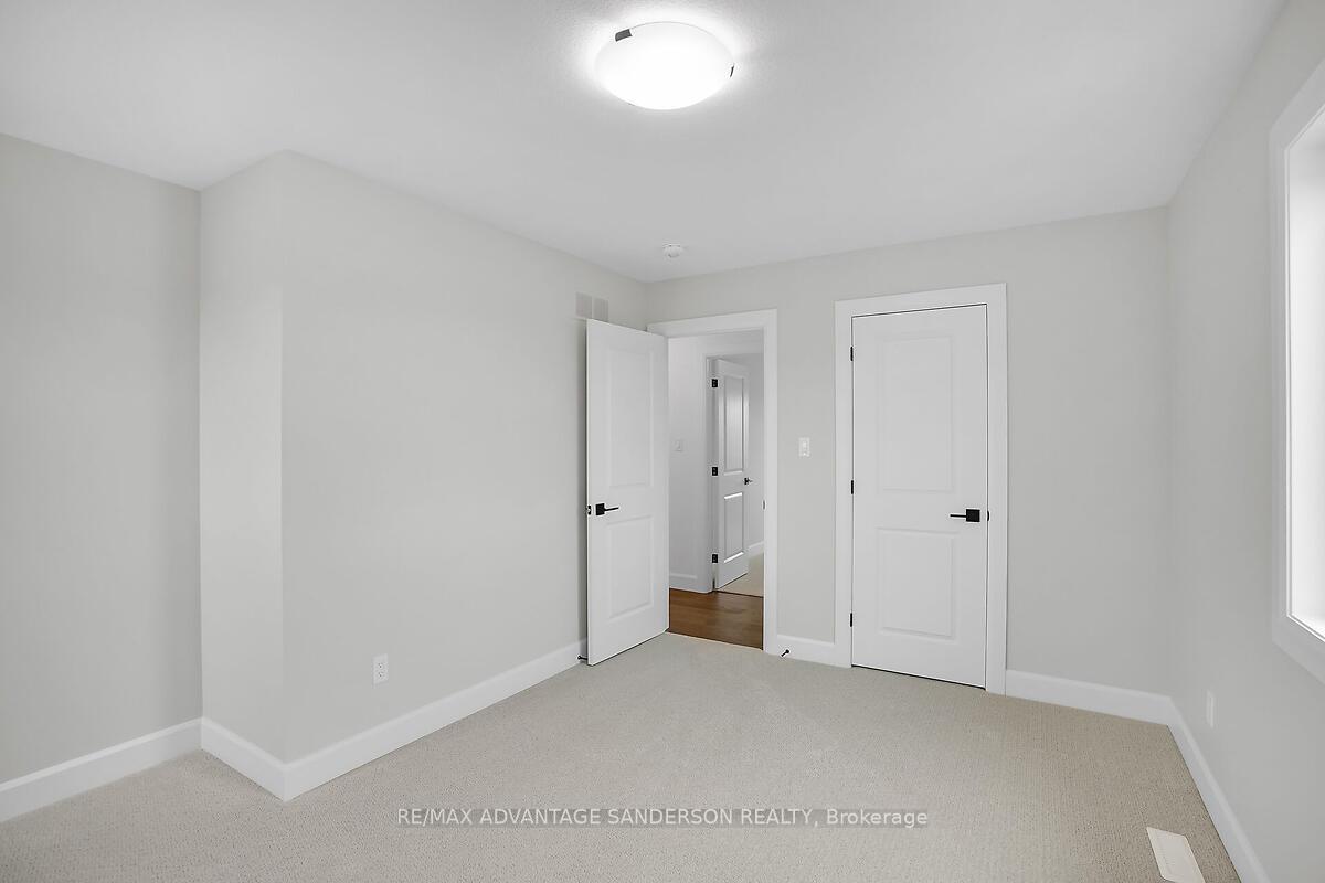 Photo 39 of 243 Songbird Lane, Middlesex Centre, Ilderton — HOMEH