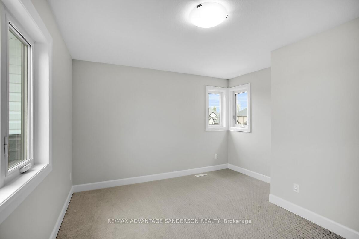 Photo 40 of 243 Songbird Lane, Middlesex Centre, Ilderton — HOMEH