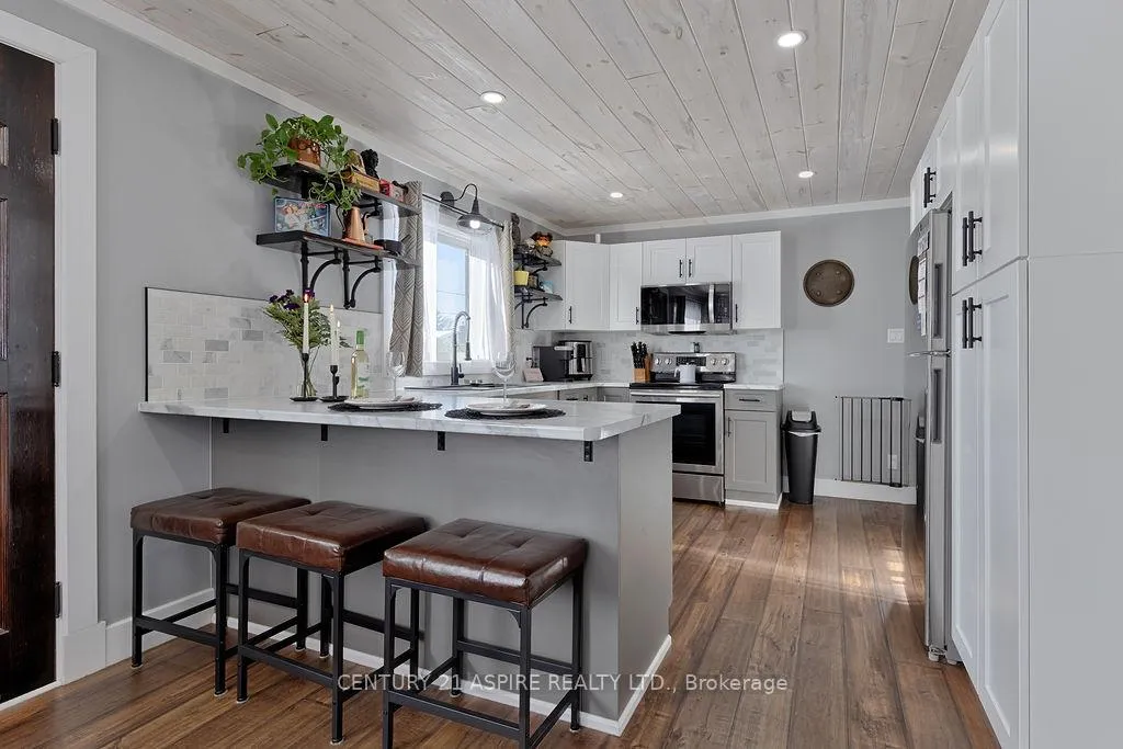 Photo 13 of 42 Mohns Avenue, Petawawa — HOMEH