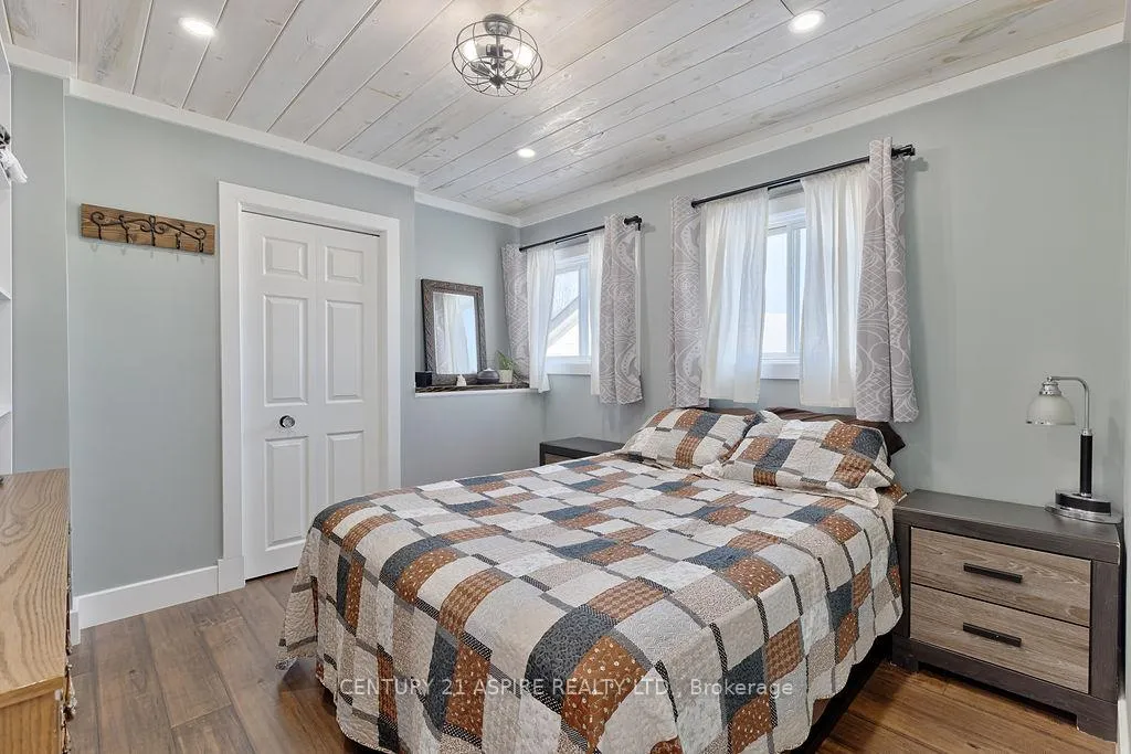 Photo 17 of 42 Mohns Avenue, Petawawa — HOMEH