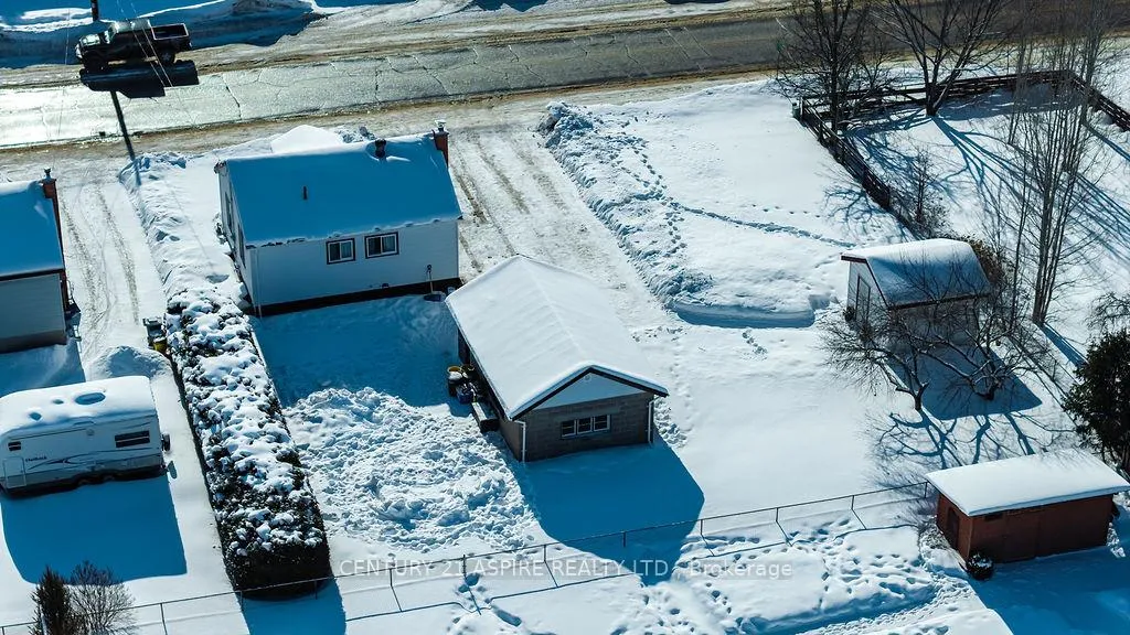 Photo 35 of 42 Mohns Avenue, Petawawa — HOMEH