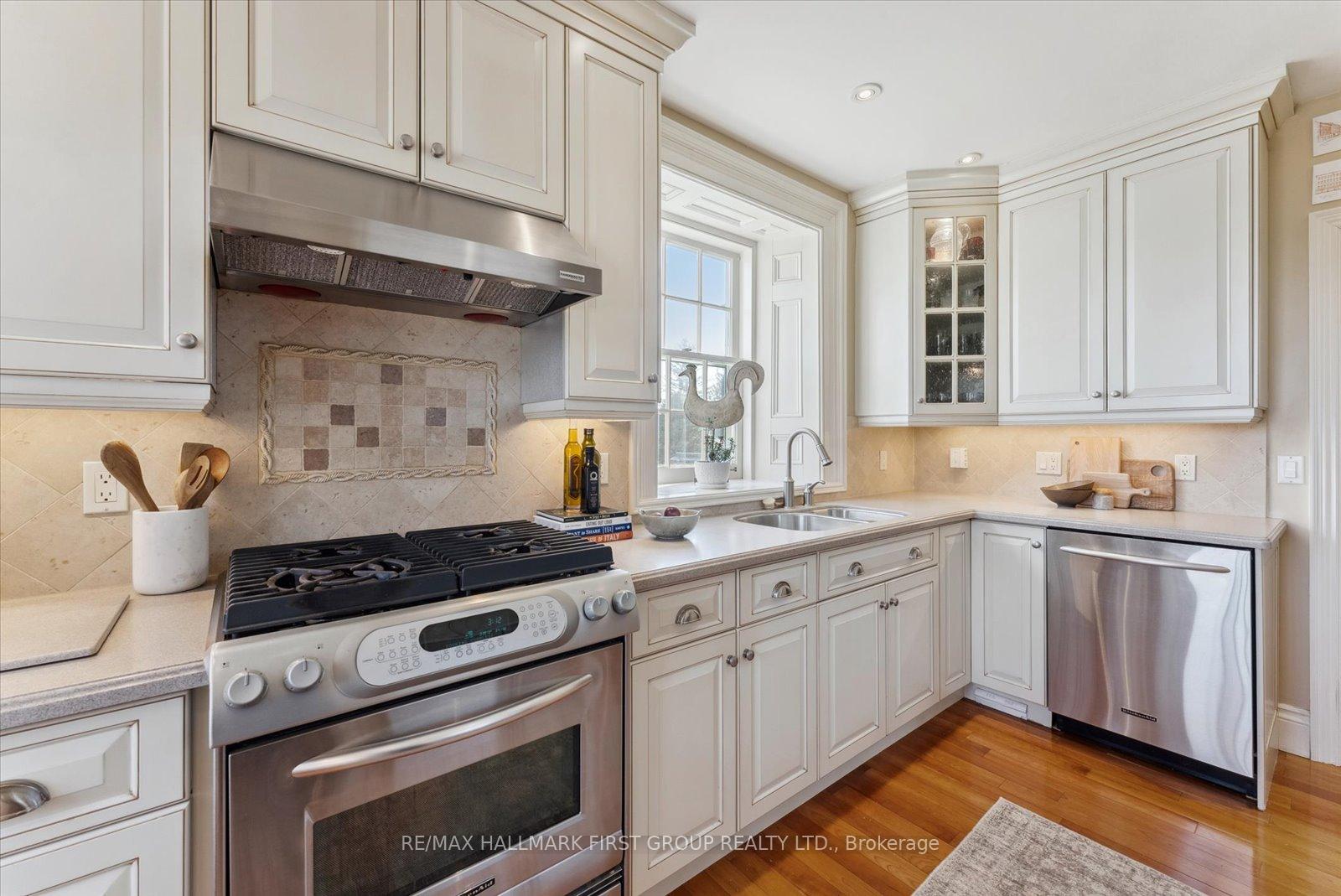 Photo 9 of 535 Myrtle Road W, Whitby, Rural Whitby — HOMEH