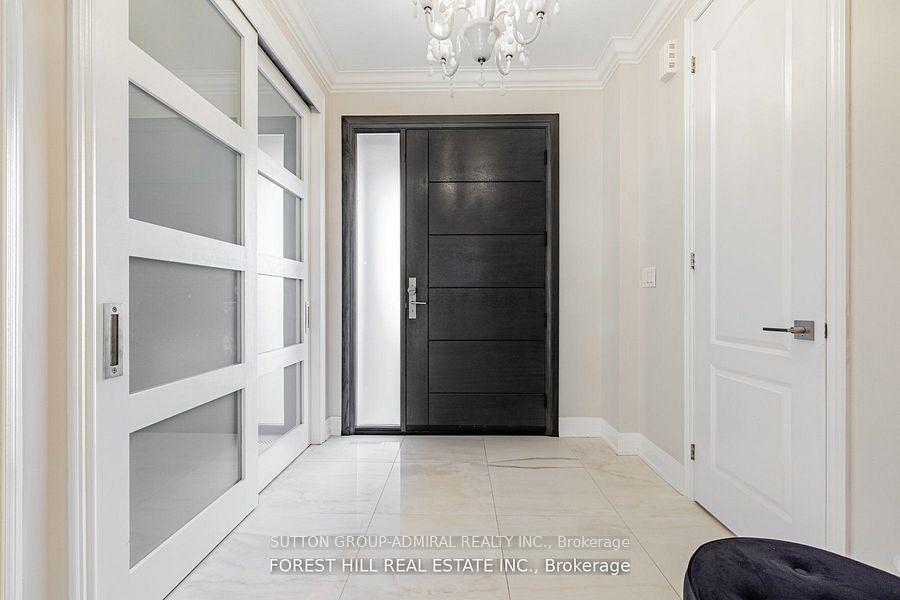 Photo 2 of 18 William Bowes Boulevard, Vaughan, Patterson — HOMEH