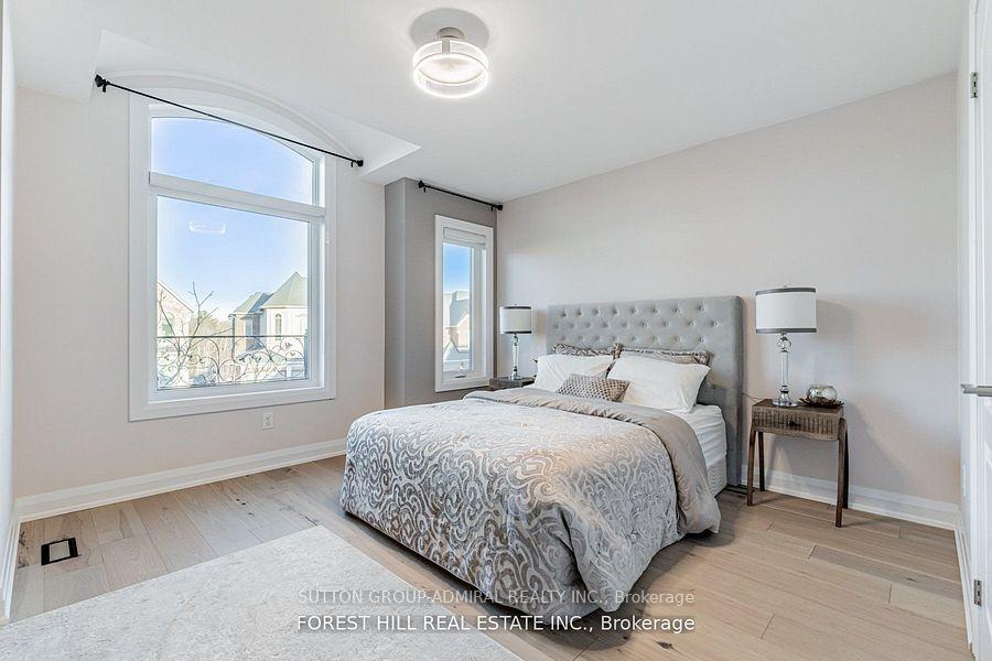 Photo 20 of 18 William Bowes Boulevard, Vaughan, Patterson — HOMEH