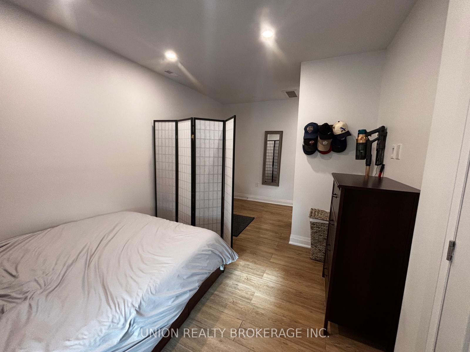 Photo 8 of Unit 11, 85 Beech Avenue, Toronto, The Beaches — HOMEH