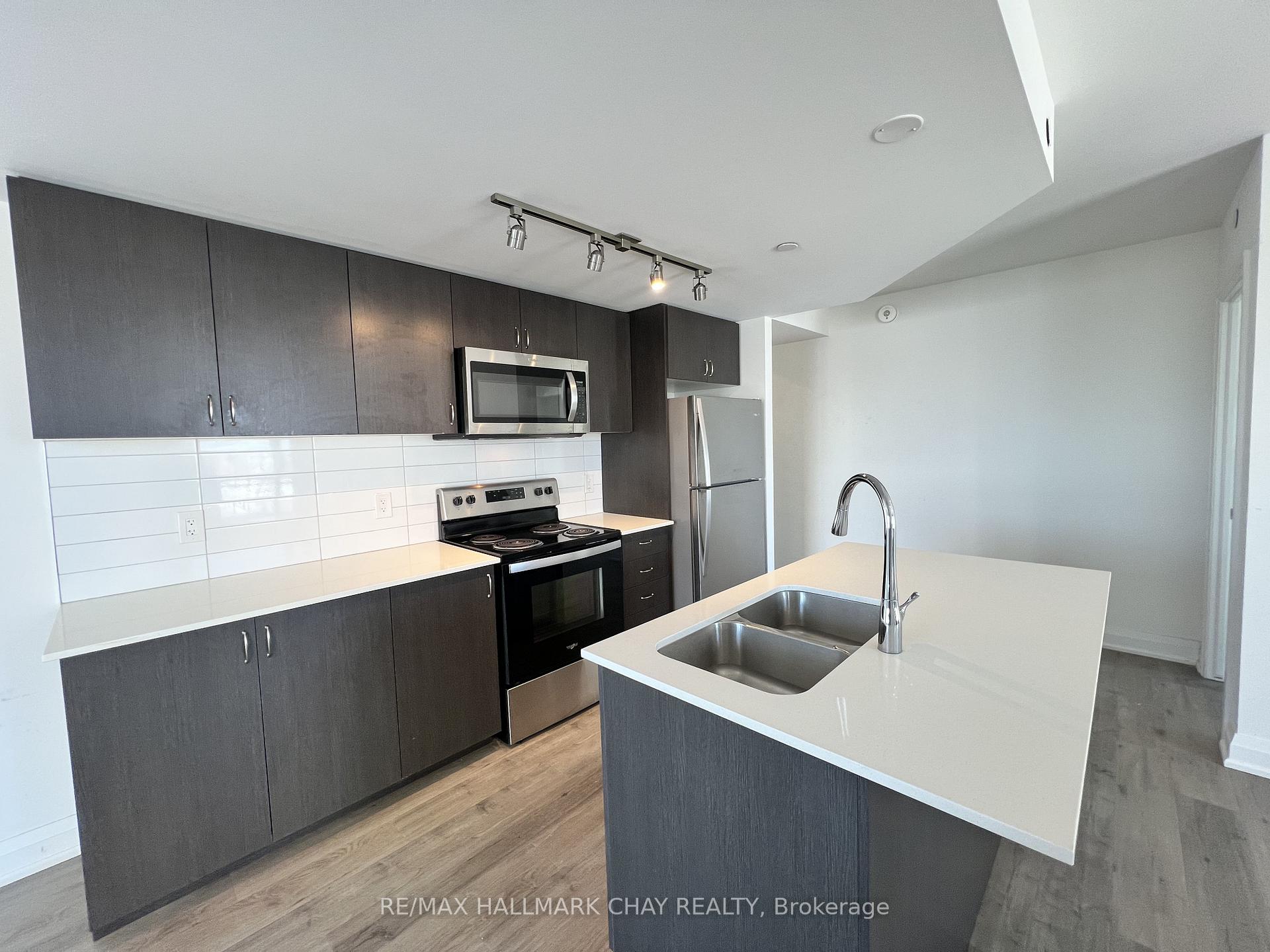 Photo 18 of Unit 618, 58 Lakeside Terrace, Barrie, Little Lake — HOMEH