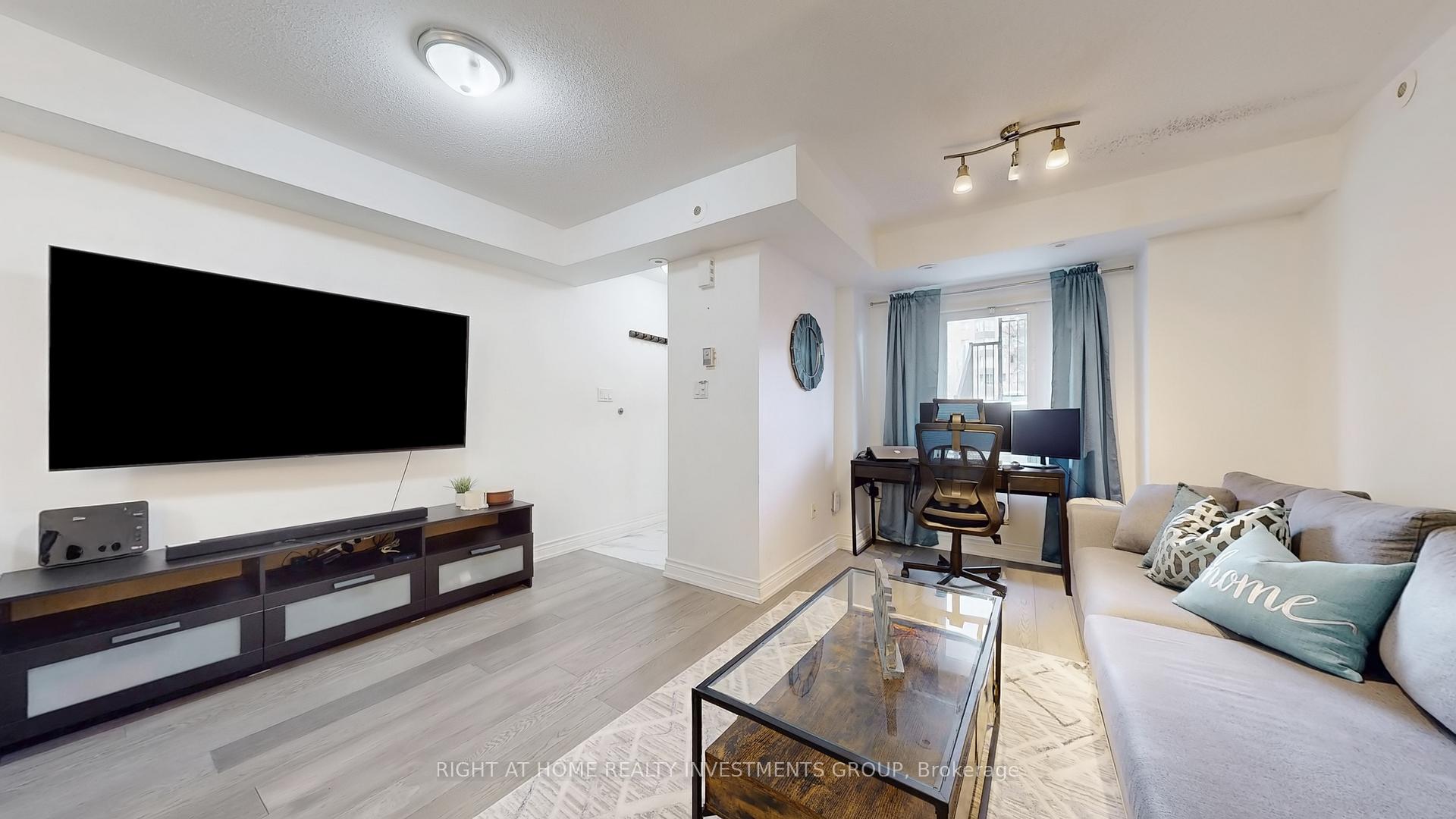 Photo 4 of Unit 118, 316 John Street, Markham, Aileen-Willowbrook — HOMEH