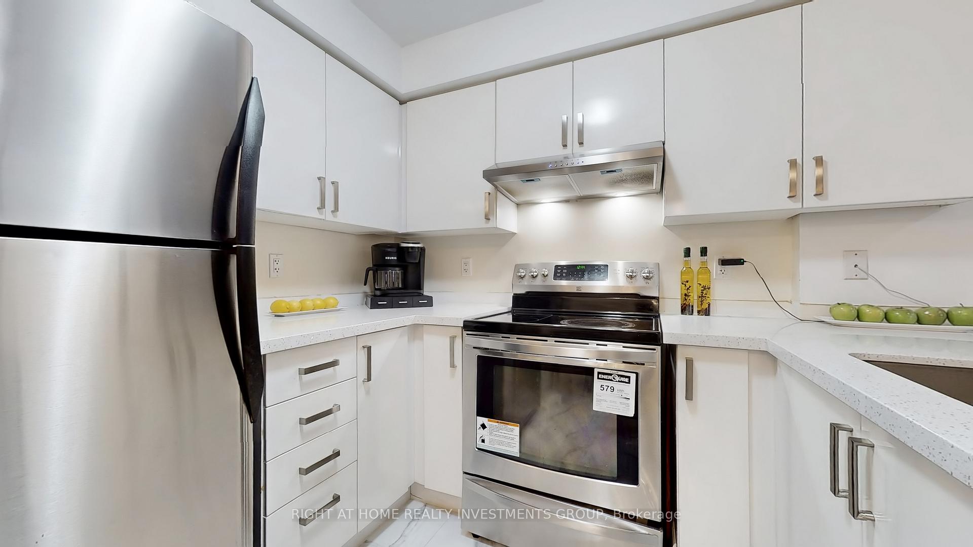 Photo 8 of Unit 118, 316 John Street, Markham, Aileen-Willowbrook — HOMEH