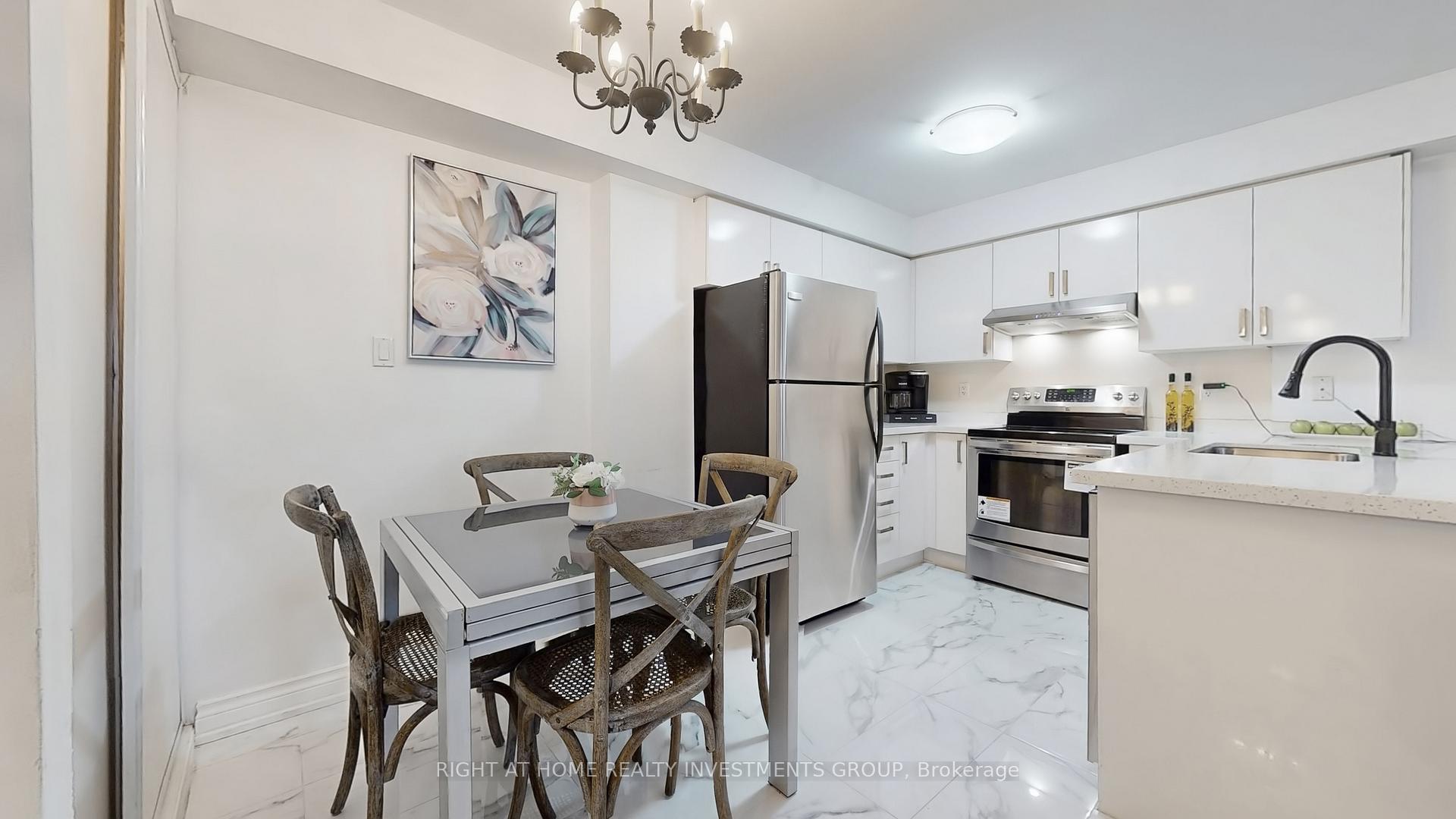 Photo 9 of Unit 118, 316 John Street, Markham, Aileen-Willowbrook — HOMEH