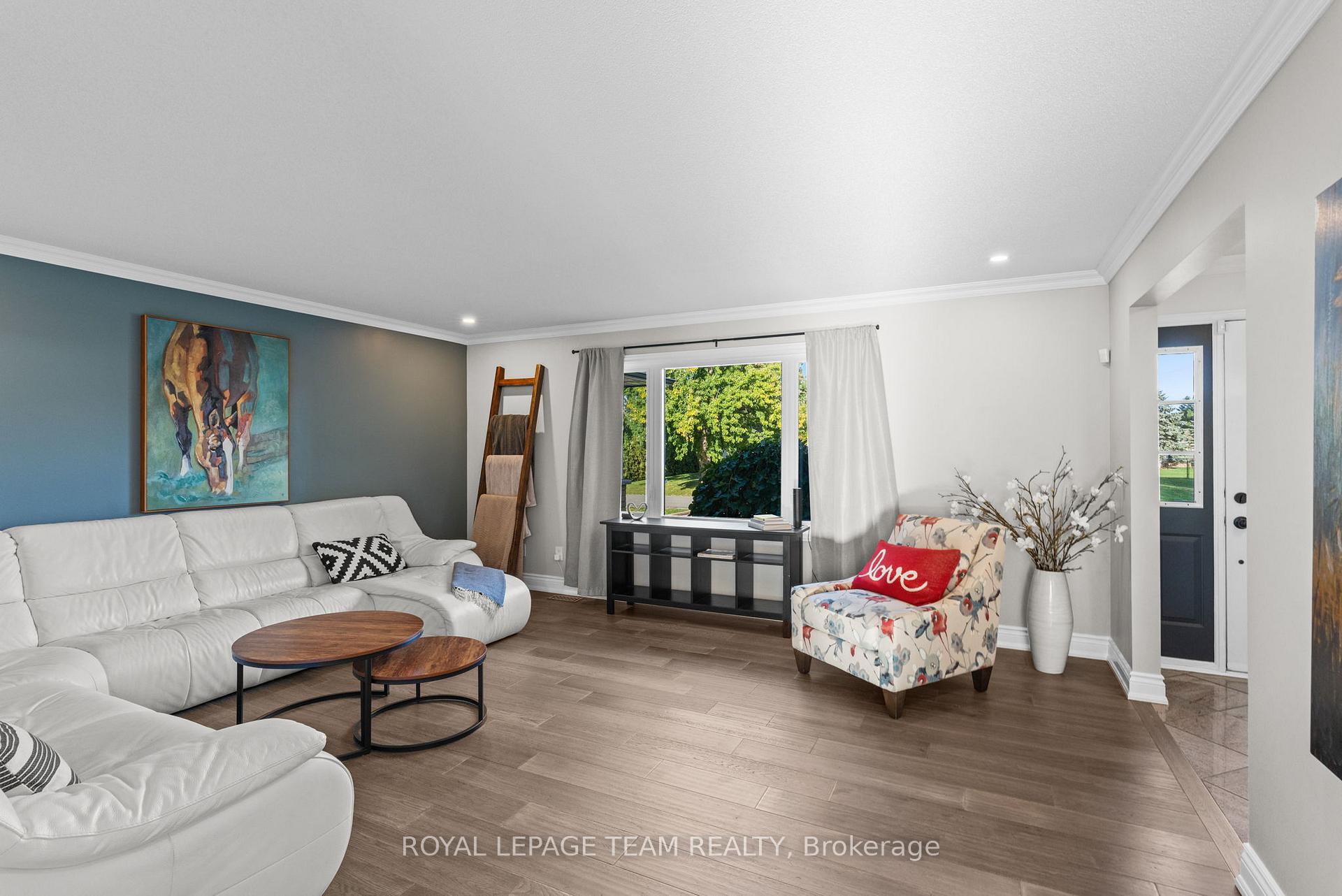 Photo 8 of 3372 Bramble Lane, Ottawa, Osgoode — HOMEH
