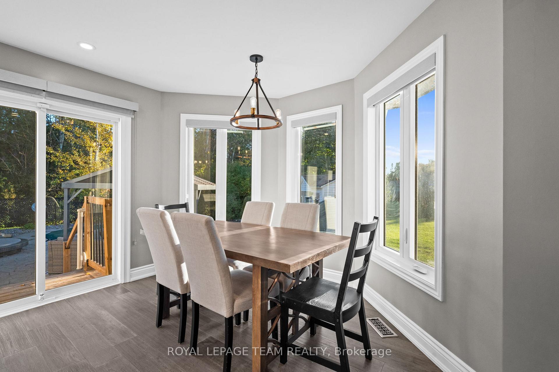 Photo 15 of 3372 Bramble Lane, Ottawa, Osgoode — HOMEH