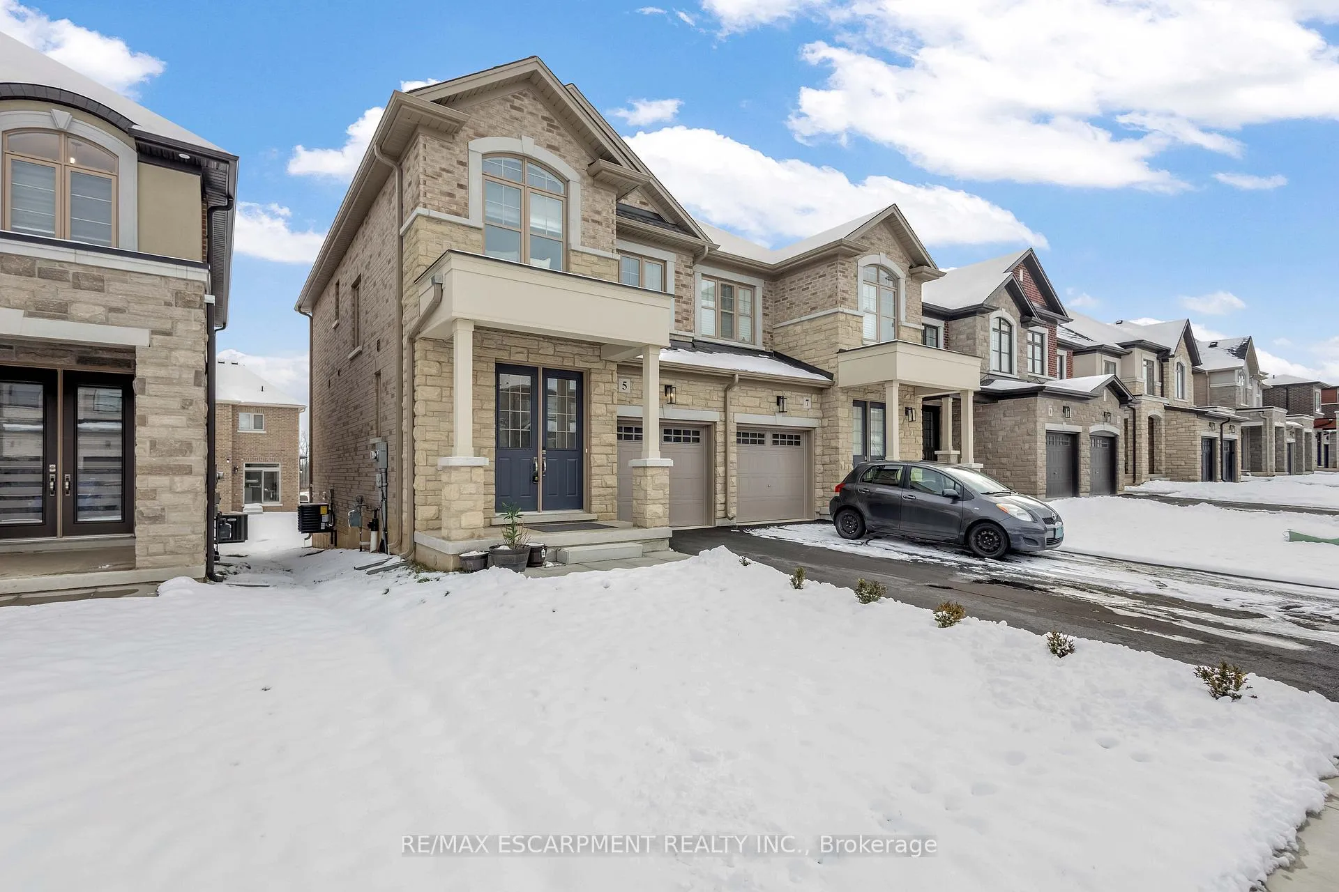 Photo 3 of 5 Cherry Blossom Heights, Hamilton, Sheldon — HOMEH