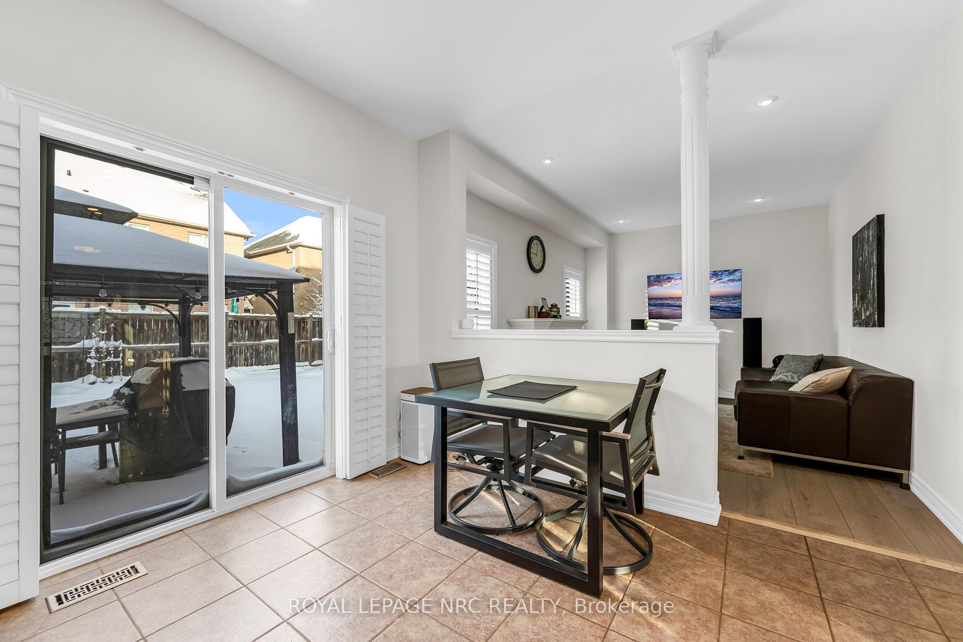 Photo 8 of 27 Goldeye Drive, Hamilton, Winona Park — HOMEH
