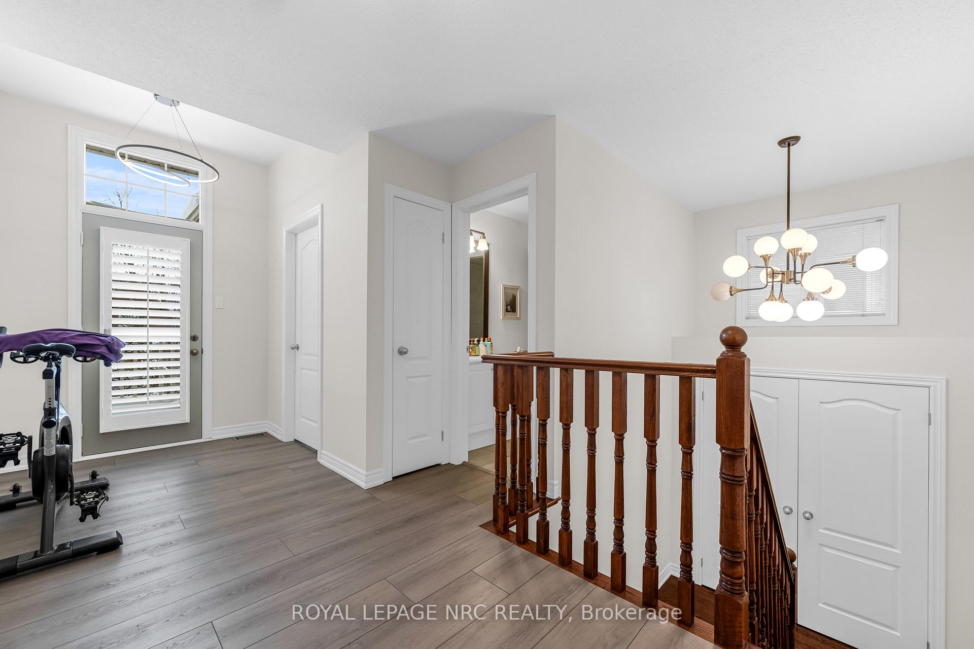 Photo 12 of 27 Goldeye Drive, Hamilton, Winona Park — HOMEH
