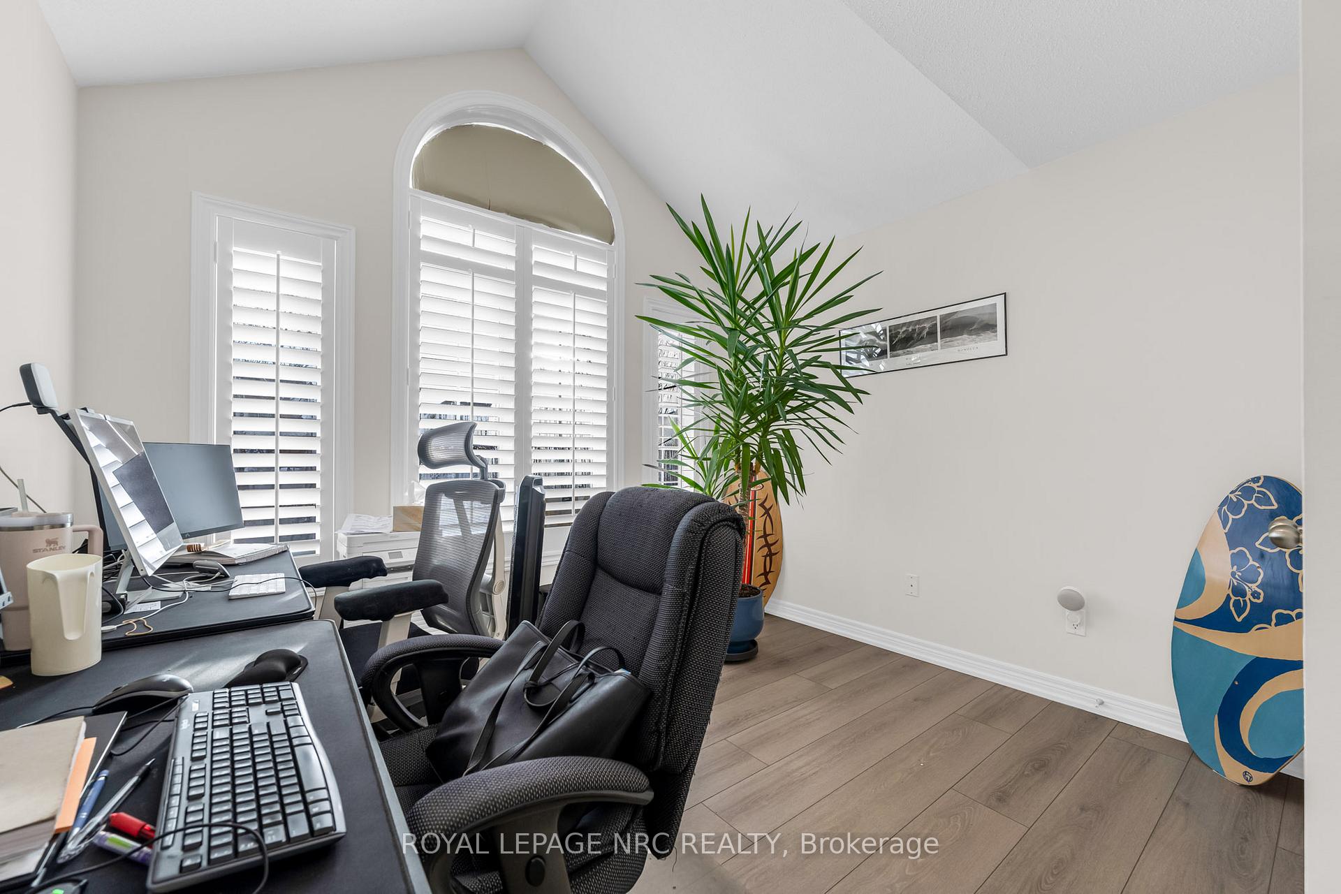 Photo 14 of 27 Goldeye Drive, Hamilton, Winona Park — HOMEH