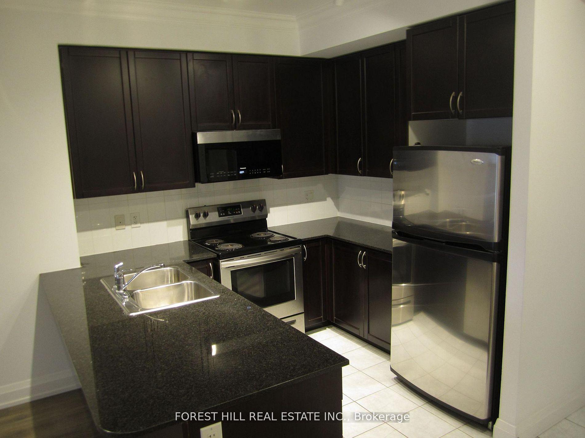 Front of Unit 402, 83 Woodbridge Avenue