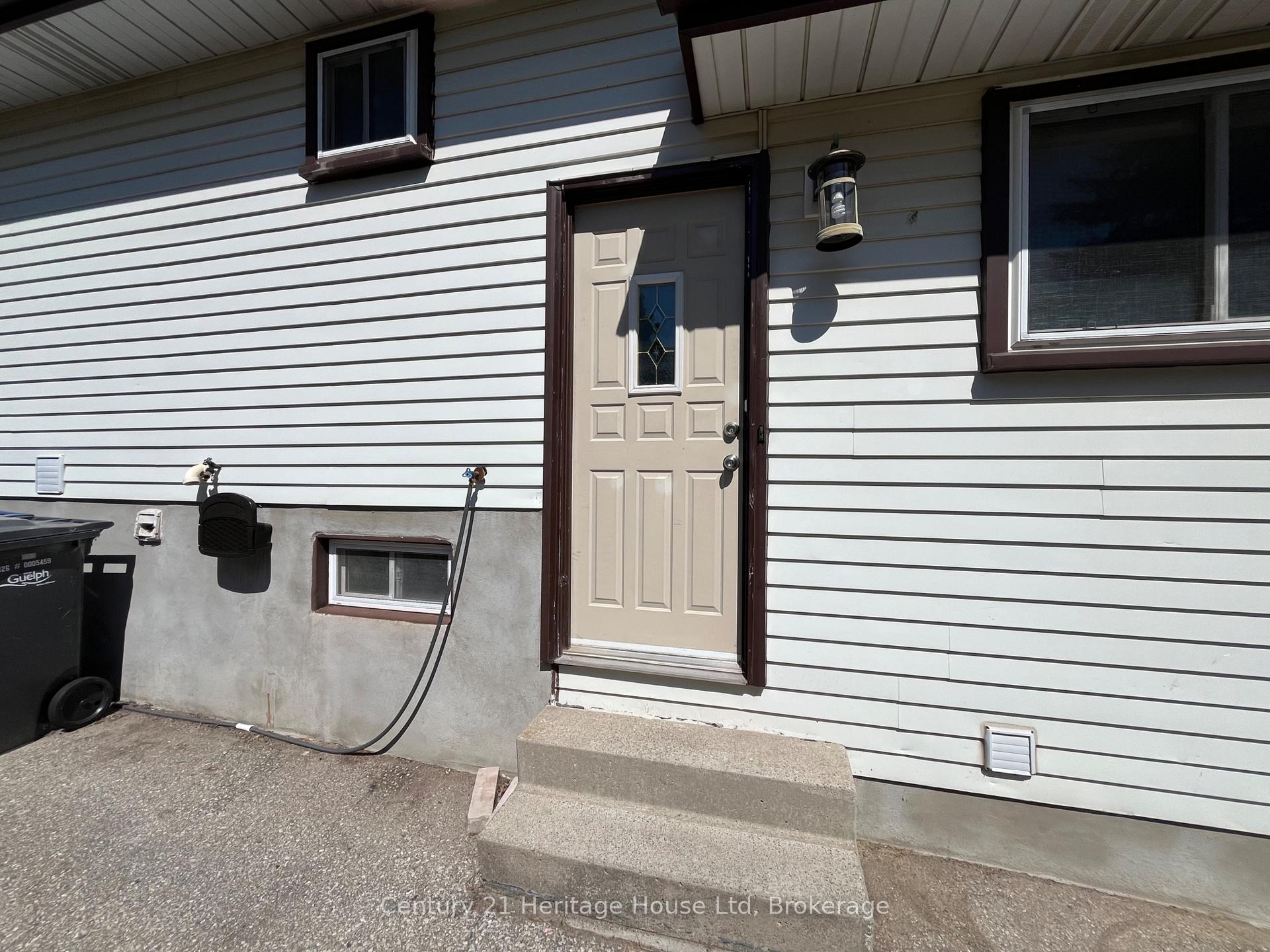Photo 3 of 375 West Acres Drive, Guelph, Willow West/Sugarbush/West Acres — HOMEH