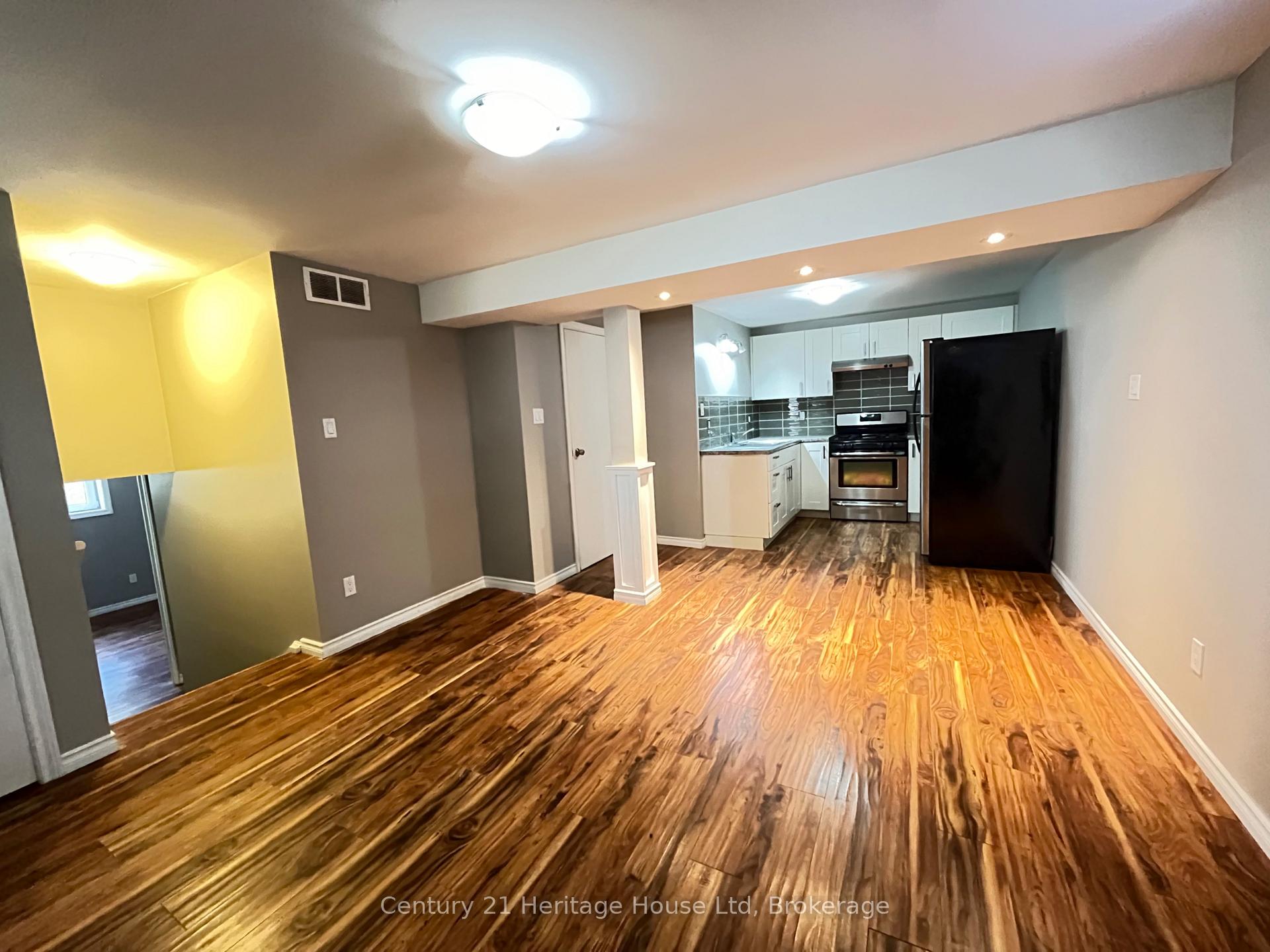 Photo 11 of 375 West Acres Drive, Guelph, Willow West/Sugarbush/West Acres — HOMEH