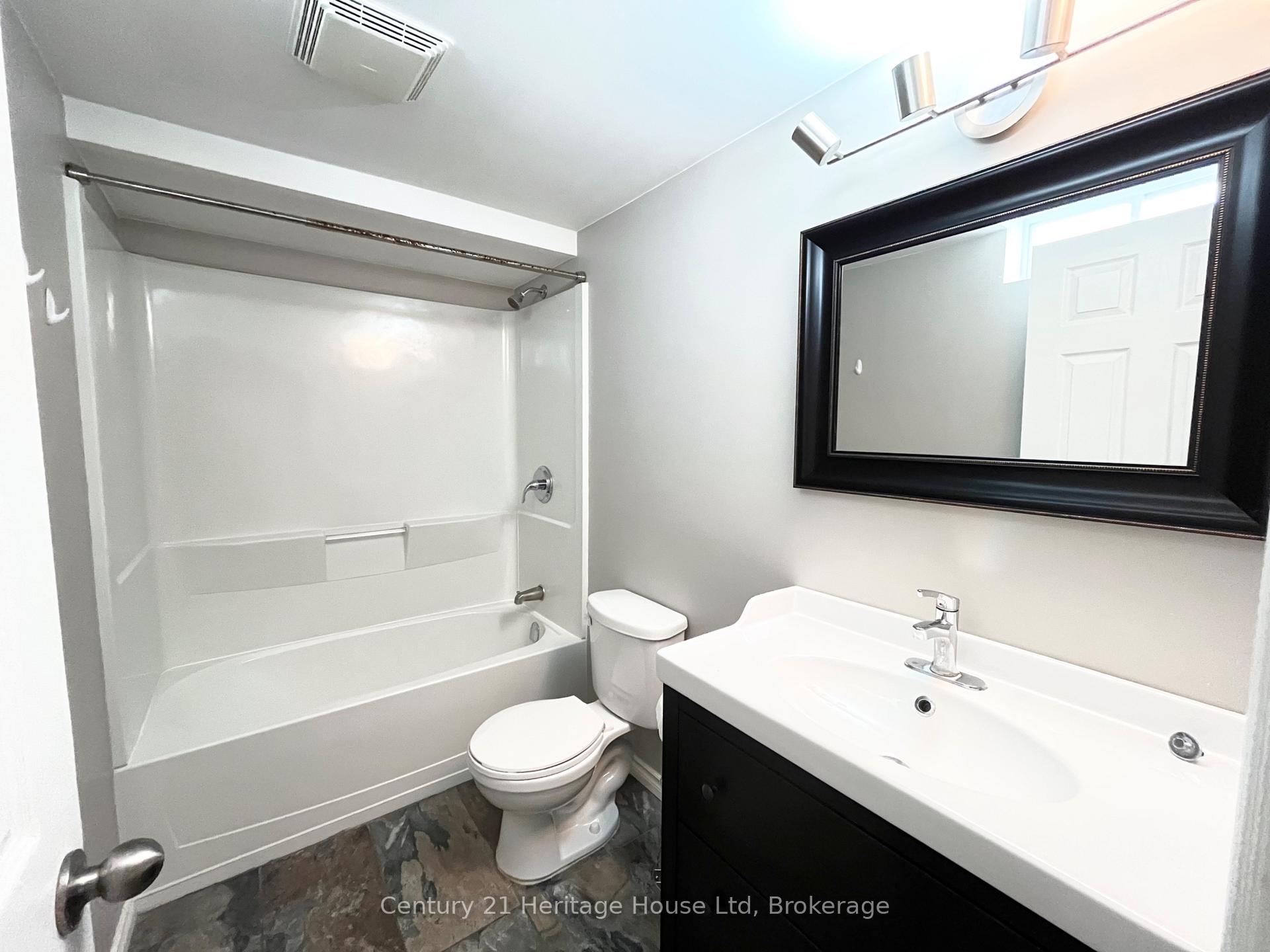 Photo 19 of 375 West Acres Drive, Guelph, Willow West/Sugarbush/West Acres — HOMEH