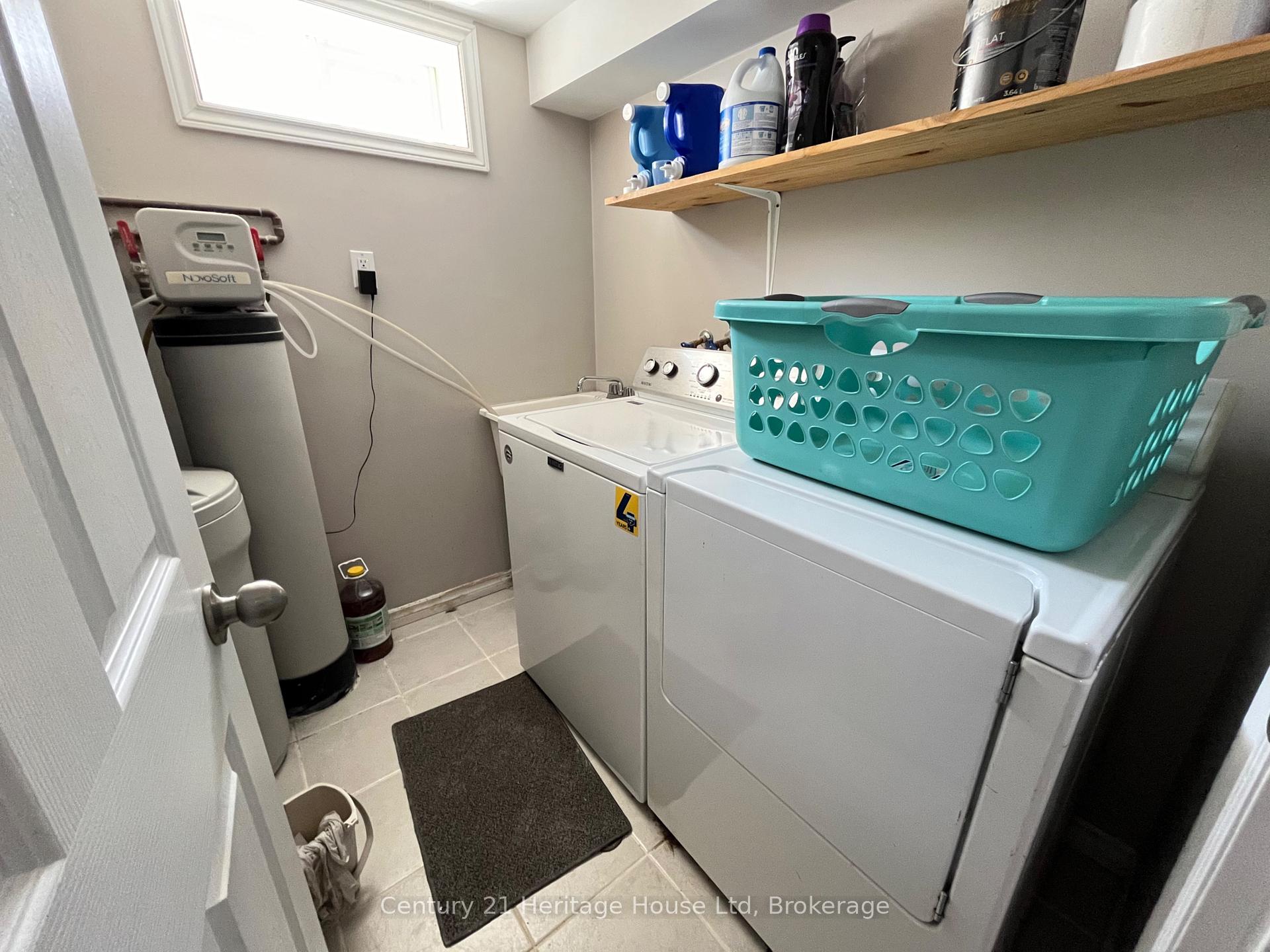 Photo 21 of 375 West Acres Drive, Guelph, Willow West/Sugarbush/West Acres — HOMEH