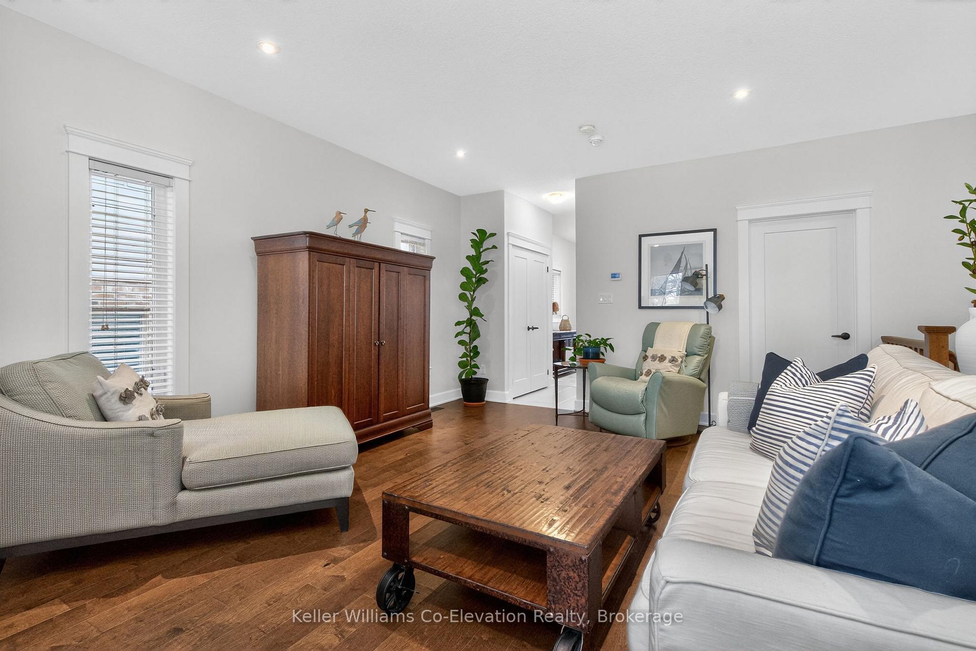 Photo 7 of 1046 Cook Drive, Midland — HOMEH