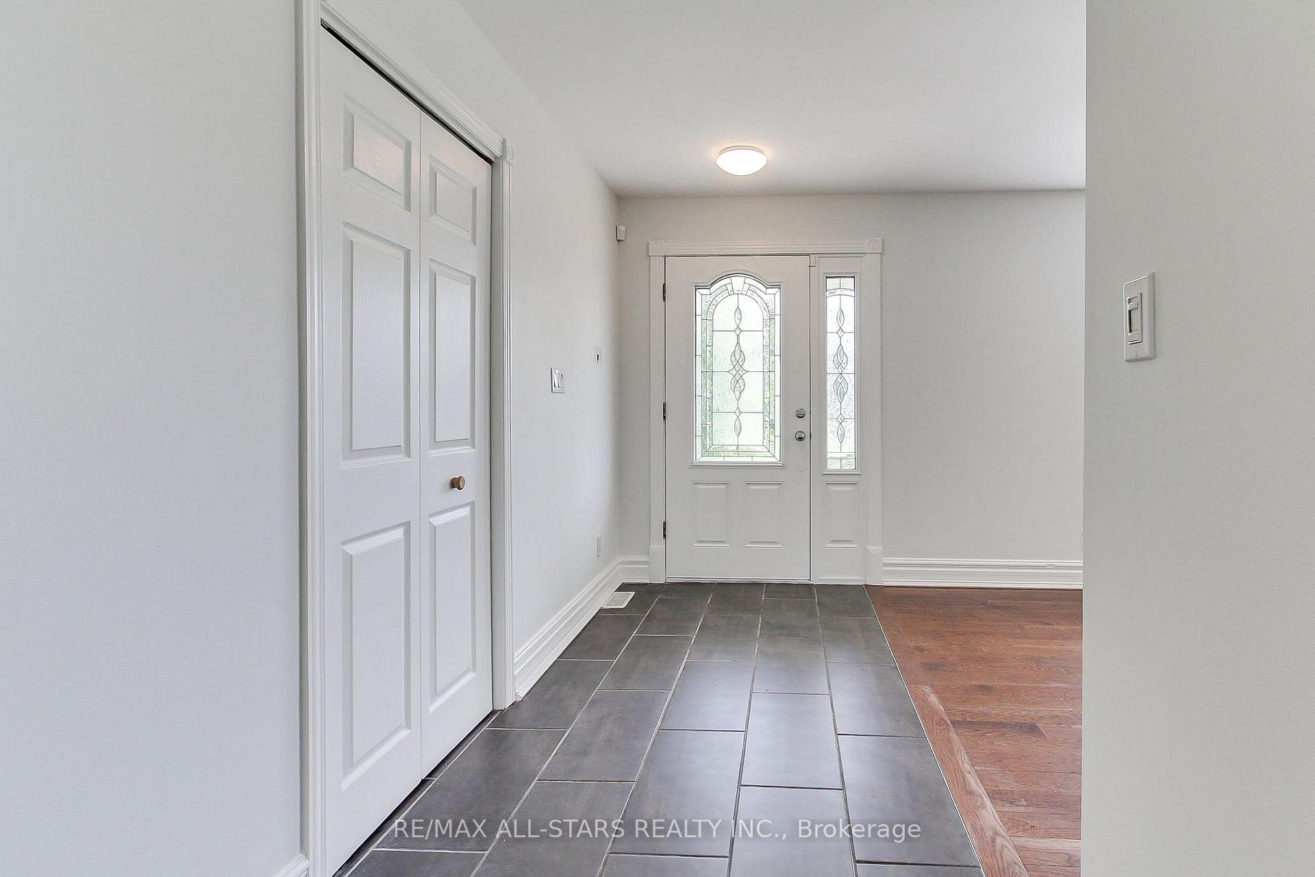 Photo 9 of 6538 Smith Boulevard, Georgina, Baldwin — HOMEH