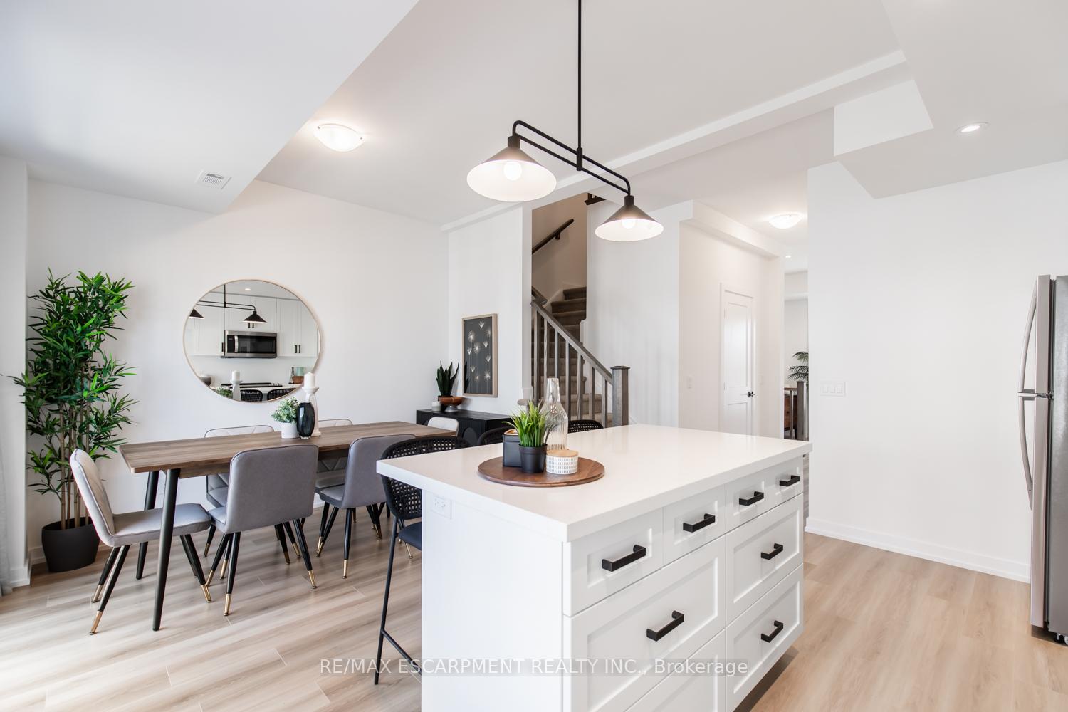 Photo 10 of Unit 13, 70 Kenesky Drive, Hamilton, Waterdown — HOMEH
