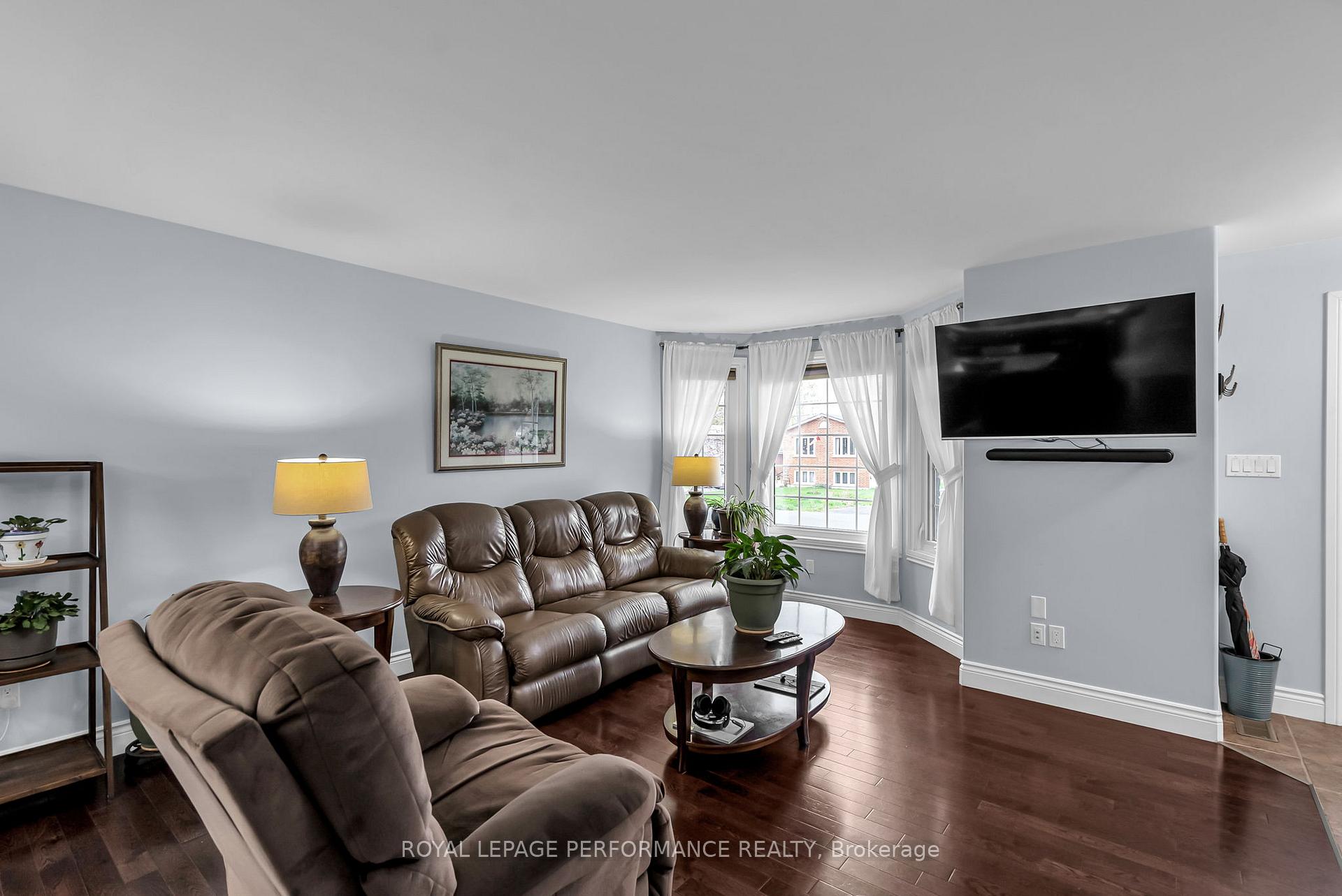 Photo 6 of 1631 Morris Street, Cornwall — HOMEH