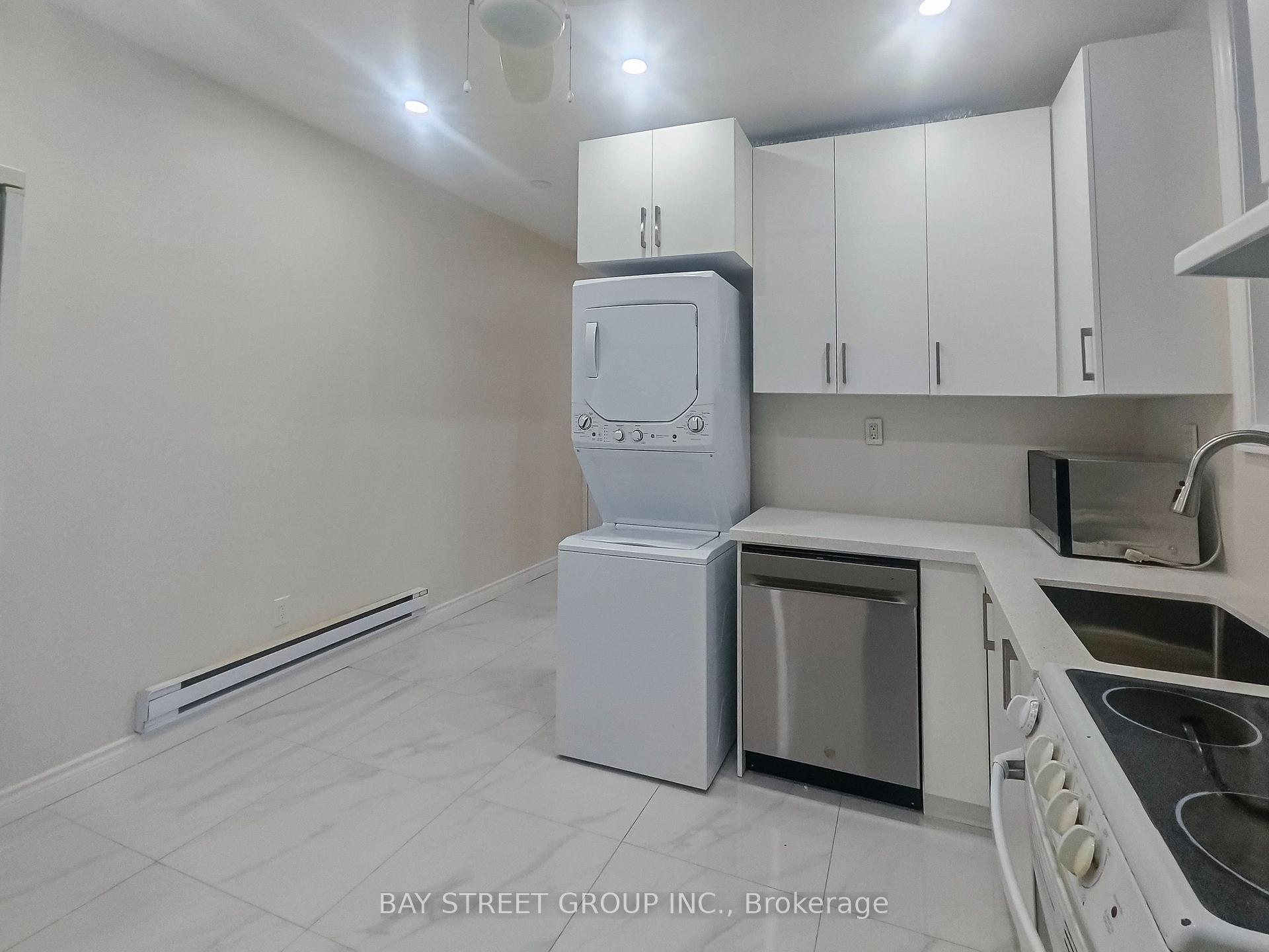 Photo 11 of Unit Main FL, 859 1/2 Bathurst Street, Toronto, The Annex — HOMEH