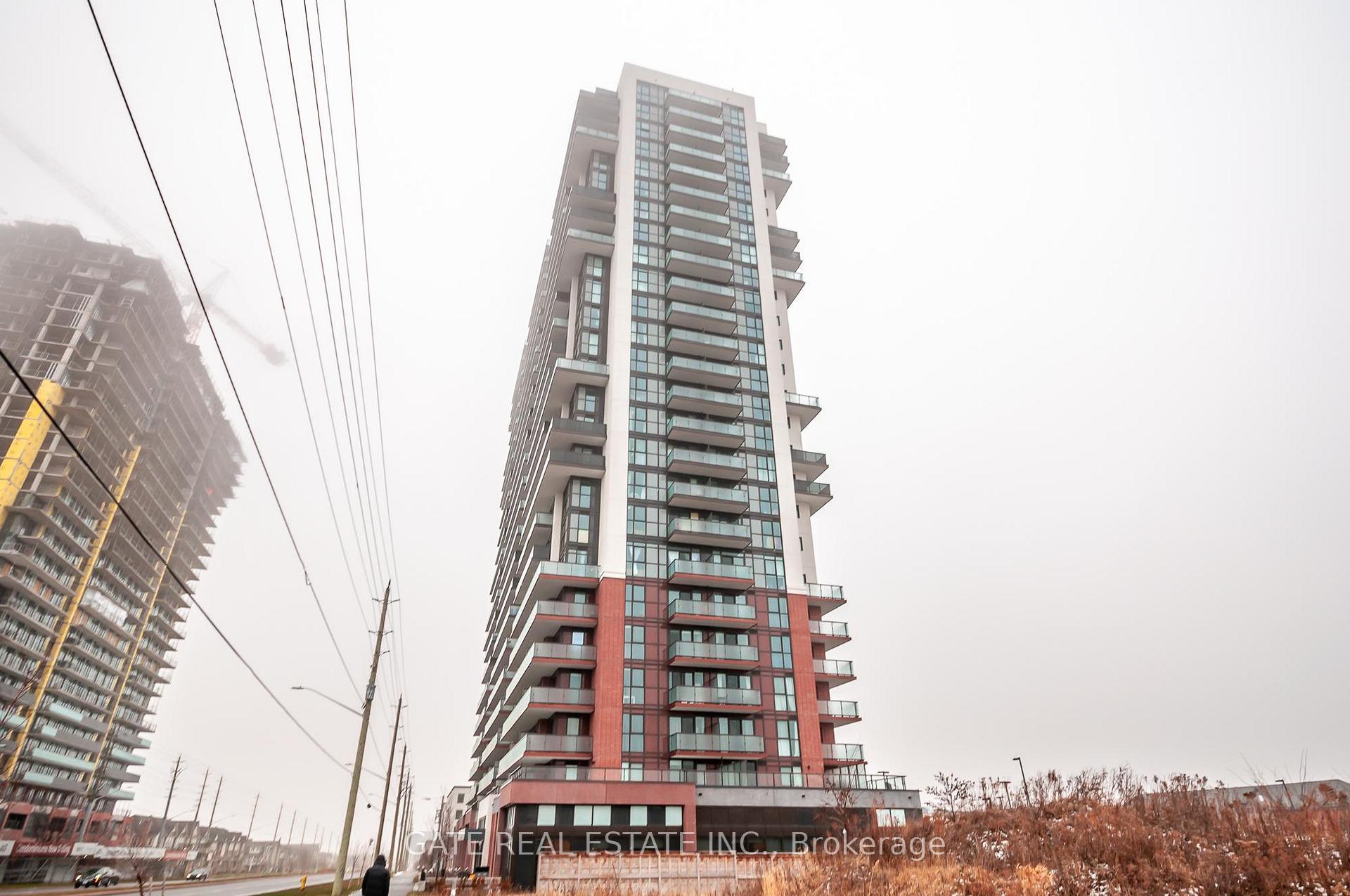 Front of Unit 904, 2550 Simcoe Street N