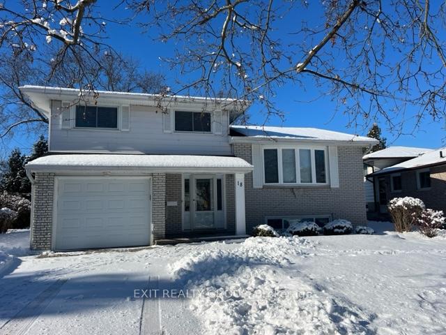 Photo 2 of 18 Diamond Crescent, Belleville, Belleville Ward — HOMEH